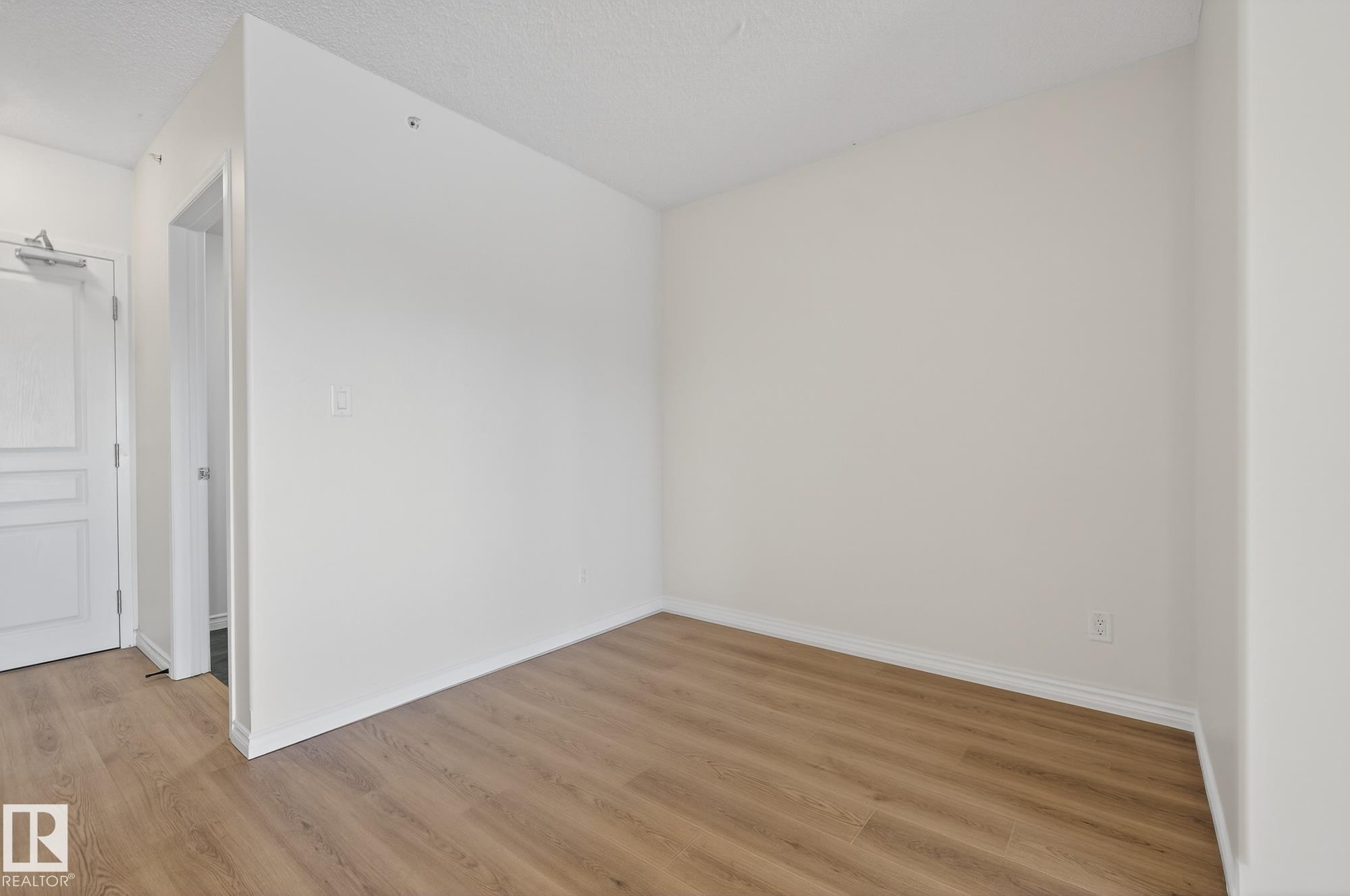 Photo 22 at 203 - 9707 106 Street NW, Downtown, Edmonton