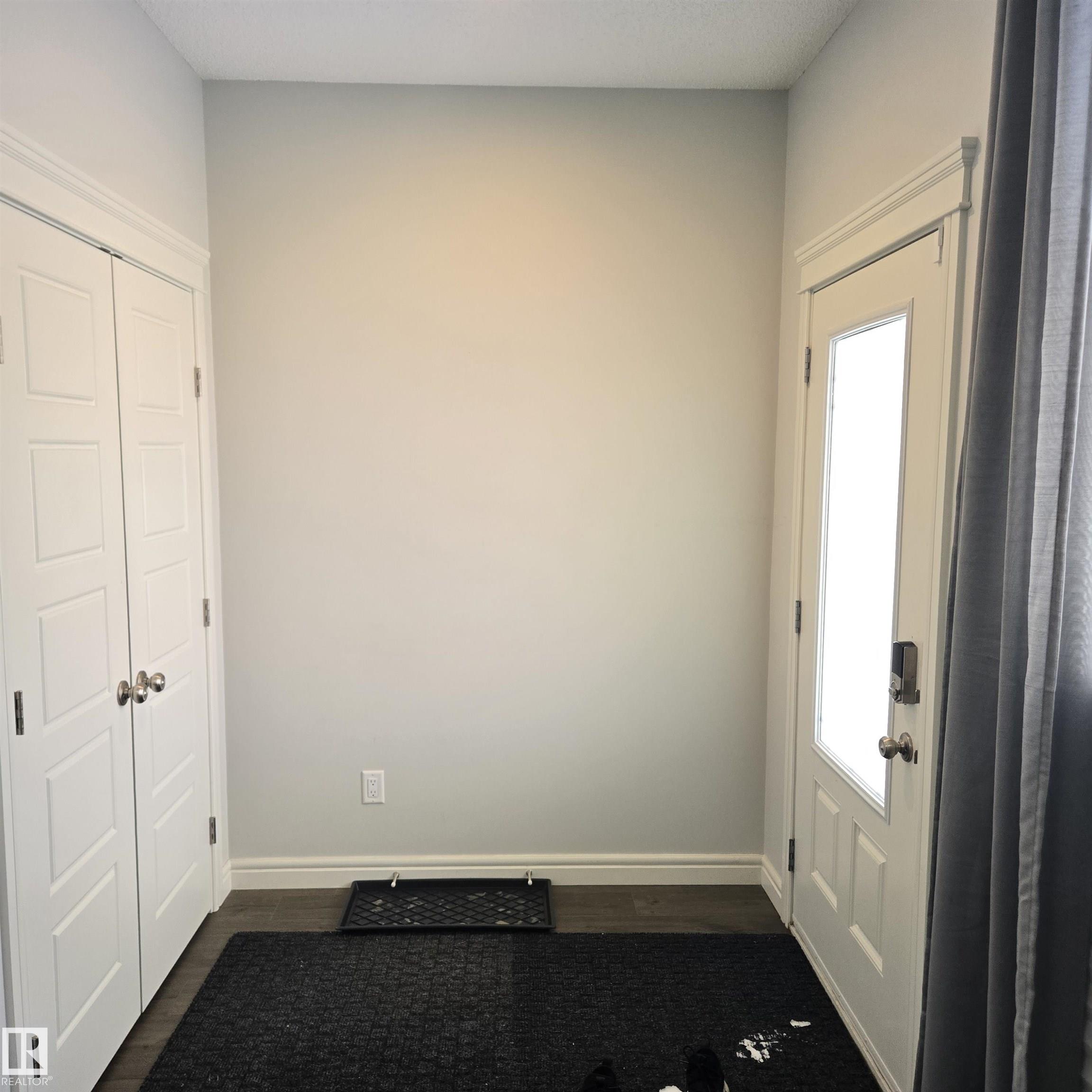 Picture for 1412 CHERNIAK WY SW