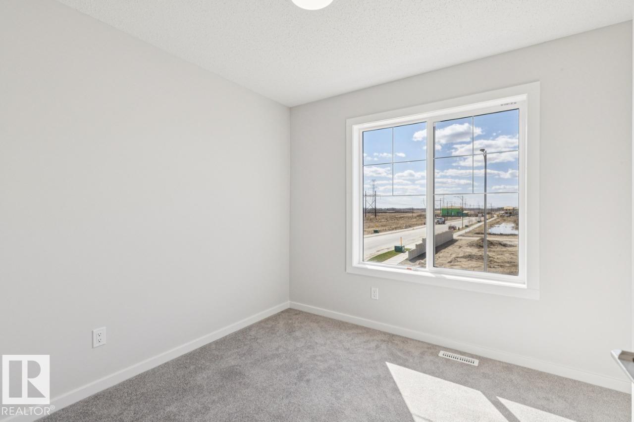 https://zimg.paragon.ice.com/ParagonImages/Property/PM/RAE/225392305/21/0/0/5f76c90d5bac7b4f43af61570bf24f19/1/2a043716d96132482a9dd66759f987d0/225392305-a7e53c38-9e78-4034-a84d-6b89d3f63d80.JPG