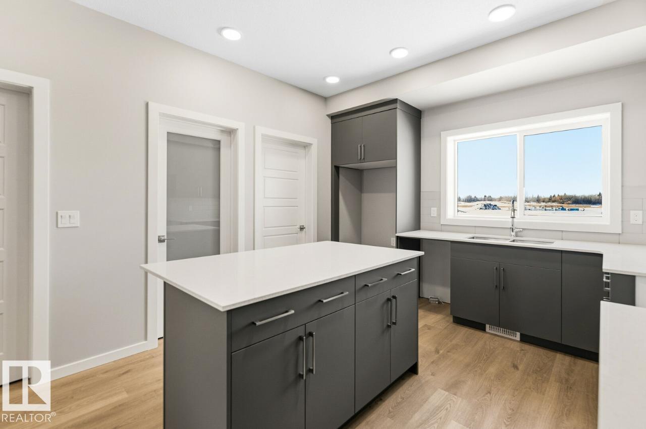 Photo 6 at 319 Edgemont Drive NW, Edgemont, Edmonton