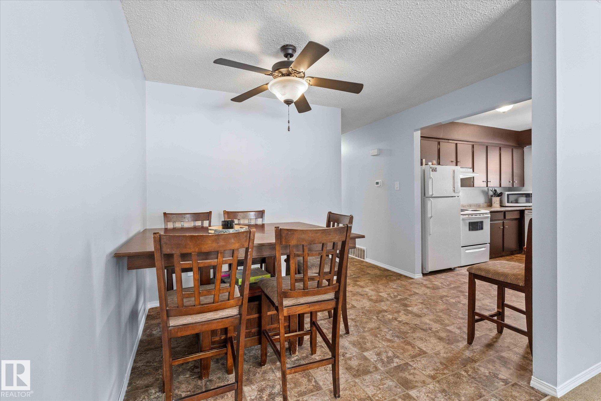 Photo 11 at 21 Fenwick Crescent, Forest Lawn, St. Albert