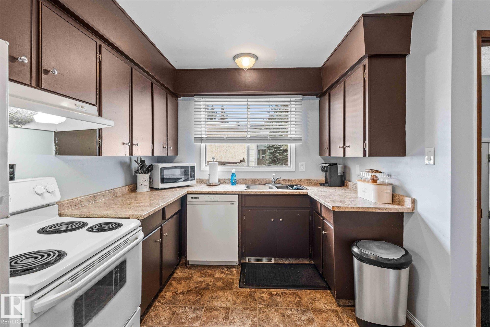 Photo 14 at 21 Fenwick Crescent, Forest Lawn, St. Albert