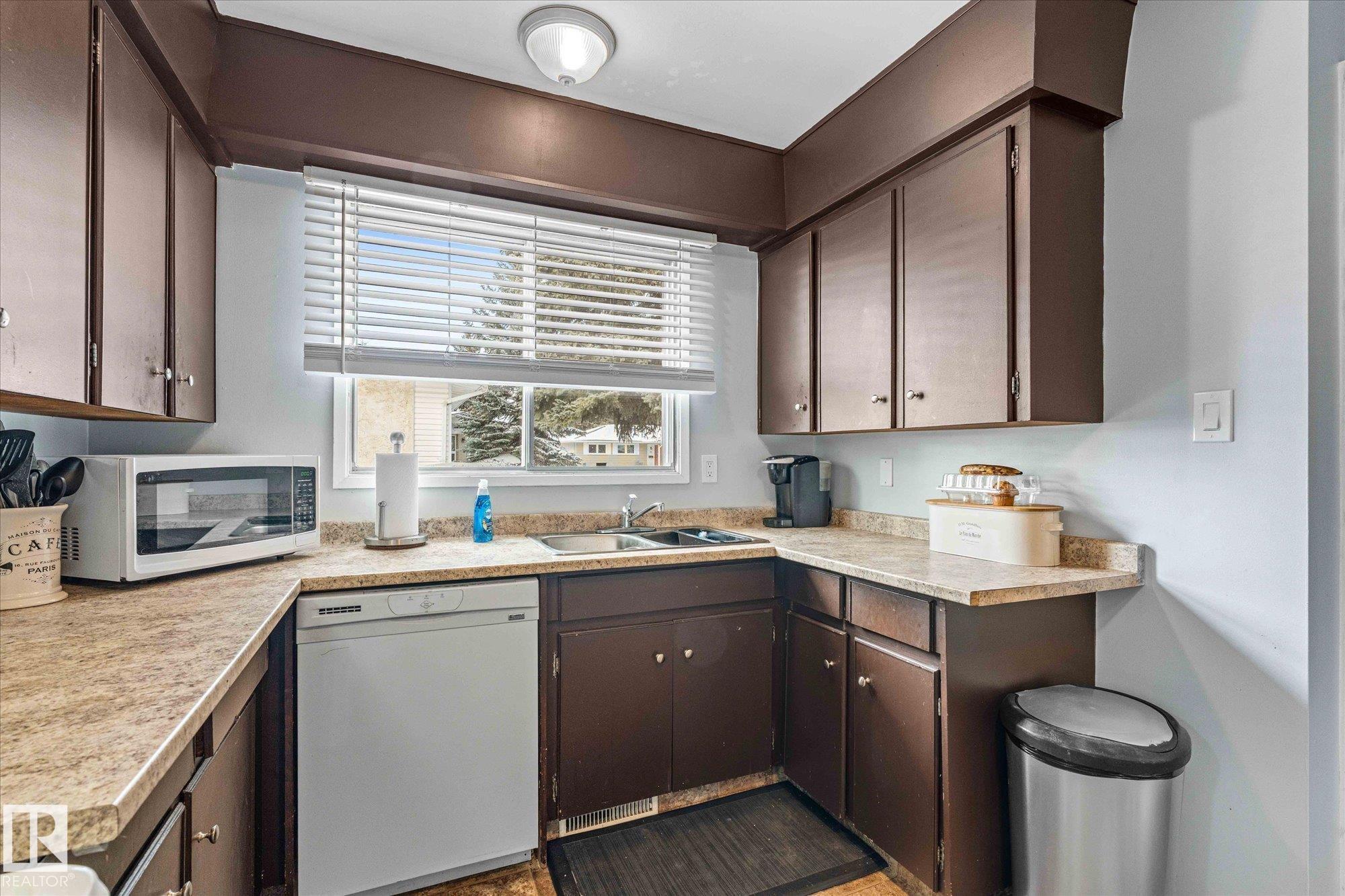 Photo 18 at 21 Fenwick Crescent, Forest Lawn, St. Albert