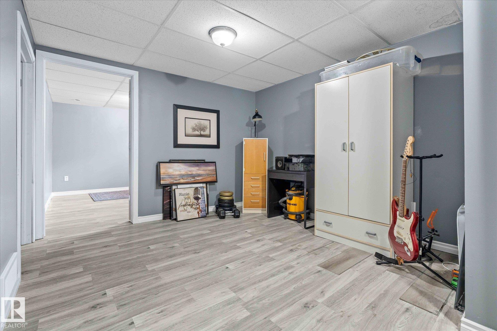 Photo 33 at 21 Fenwick Crescent, Forest Lawn, St. Albert