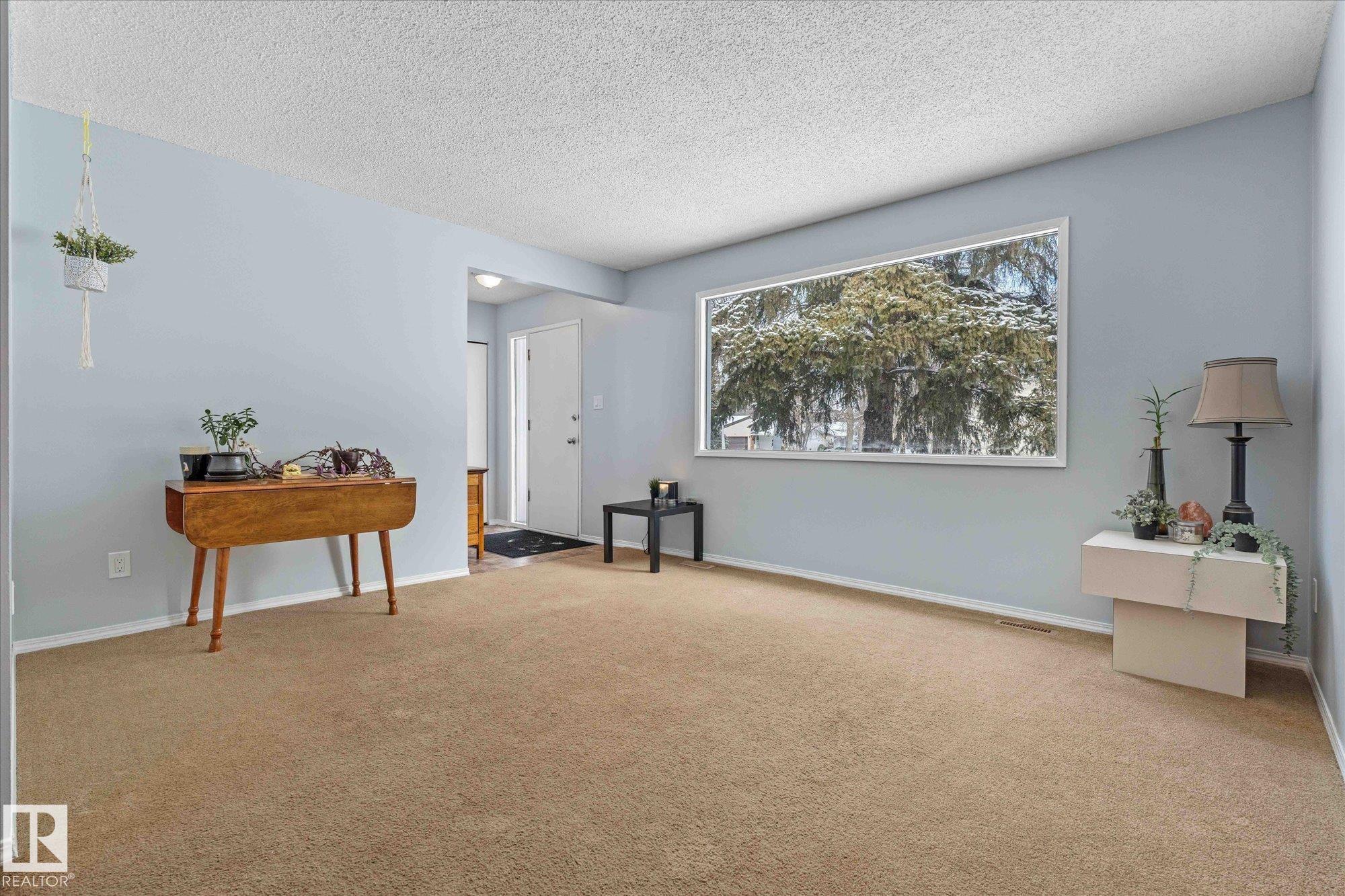 Photo 8 at 21 Fenwick Crescent, Forest Lawn, St. Albert