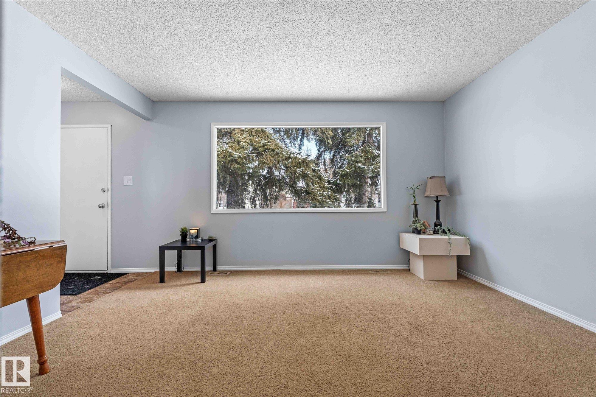 Photo 9 at 21 Fenwick Crescent, Forest Lawn, St. Albert