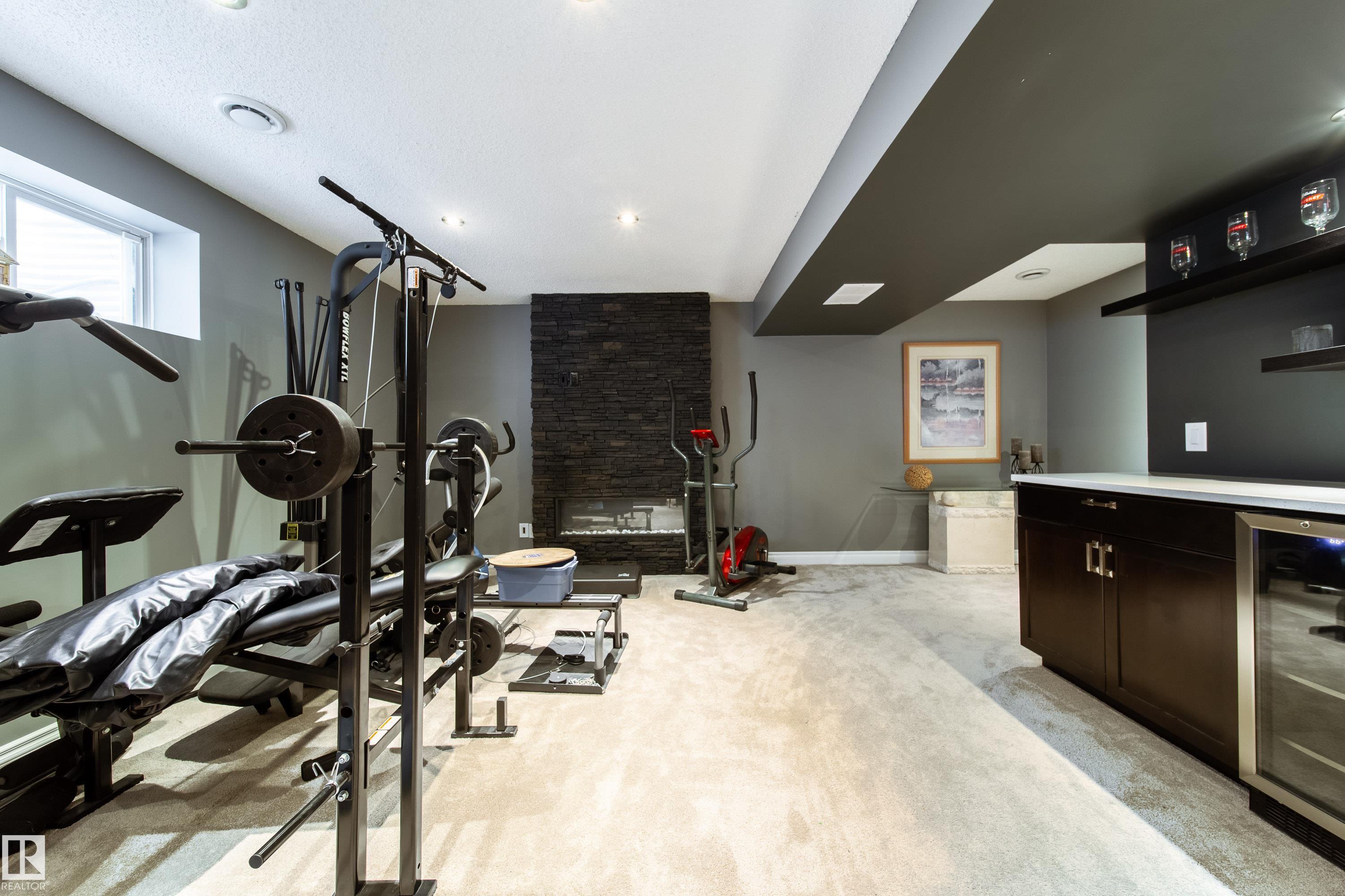 Photo 38 at 839 37 Avenue NW, Maple Crest, Edmonton