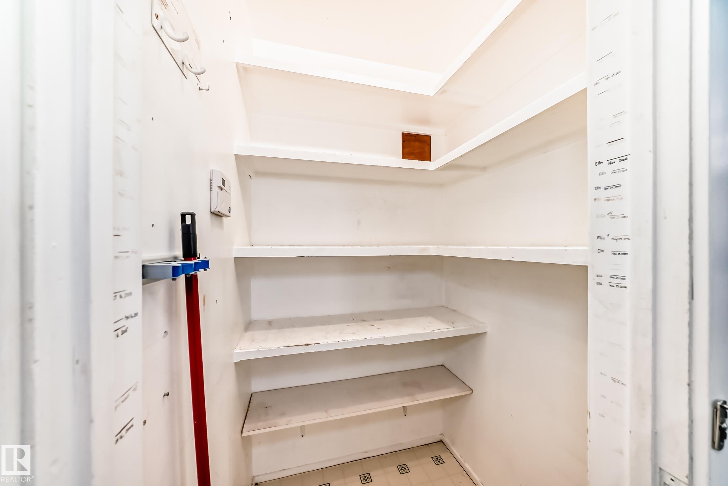 Photo 24 at 10532 47 Street NW, Gold Bar, Edmonton