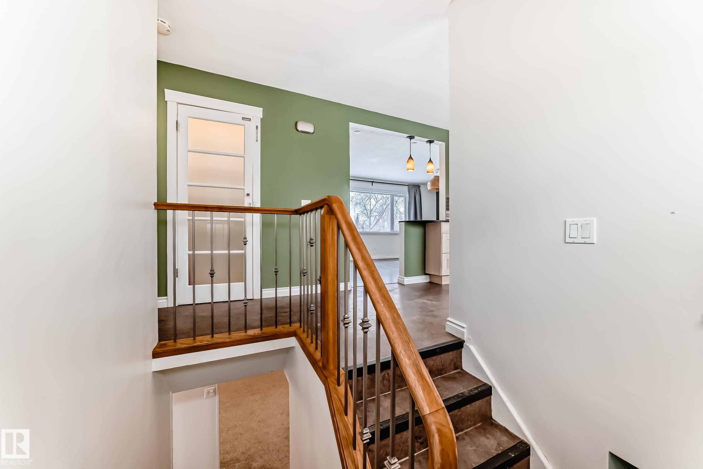 Photo 38 at 10532 47 Street NW, Gold Bar, Edmonton