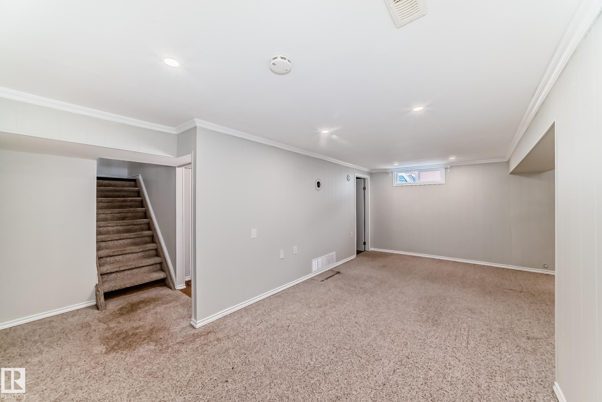 Photo 40 at 10532 47 Street NW, Gold Bar, Edmonton