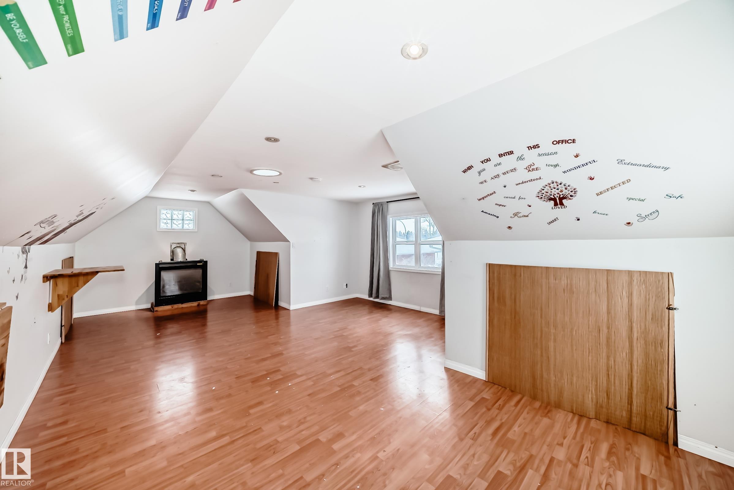 Photo 51 at 10532 47 Street NW, Gold Bar, Edmonton