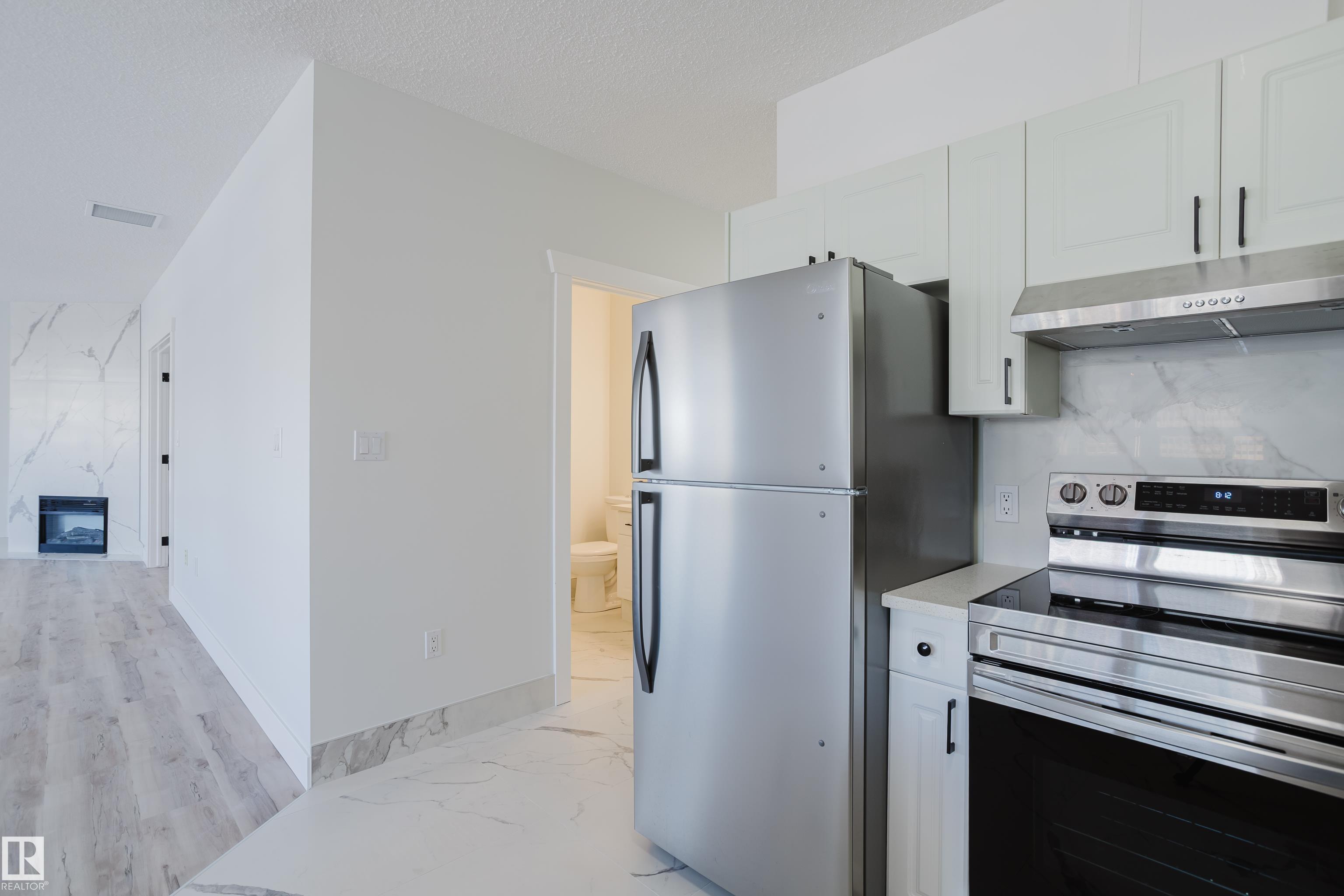 Photo 13 at 703 - 9919 105 Street NW, Downtown, Edmonton