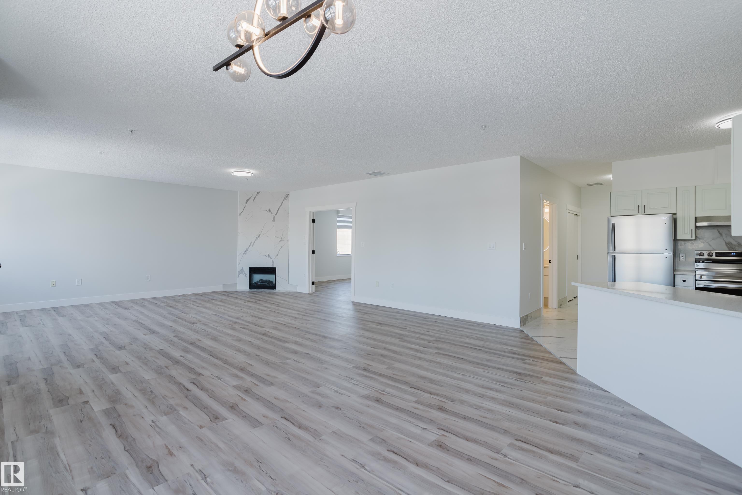 Photo 22 at 703 - 9919 105 Street NW, Downtown, Edmonton