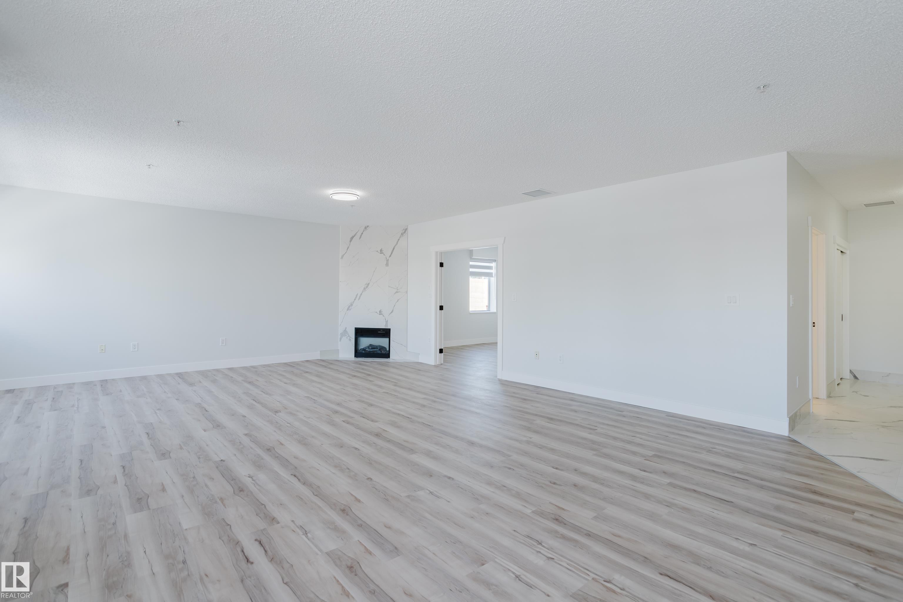 Photo 23 at 703 - 9919 105 Street NW, Downtown, Edmonton