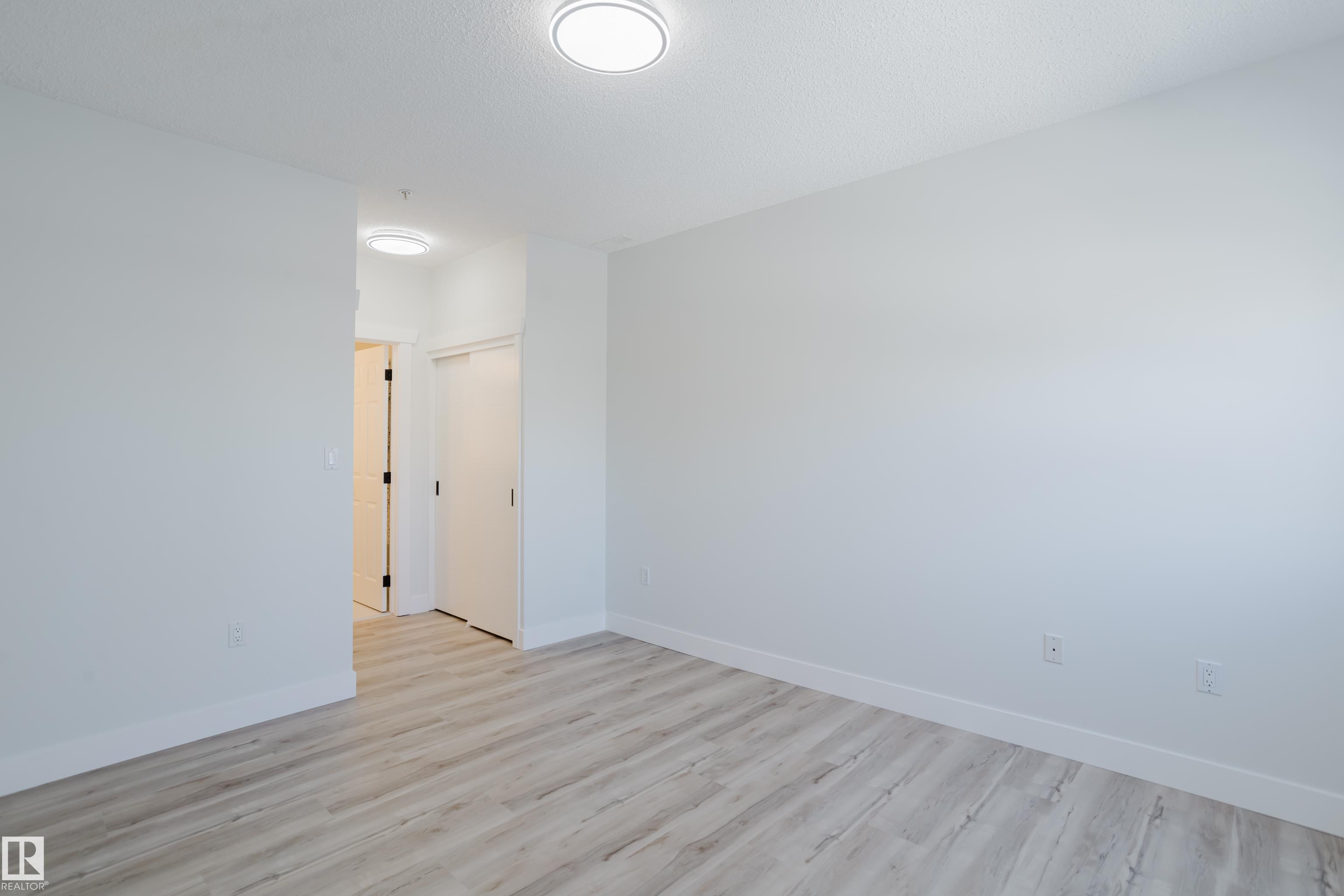 Photo 26 at 703 - 9919 105 Street NW, Downtown, Edmonton