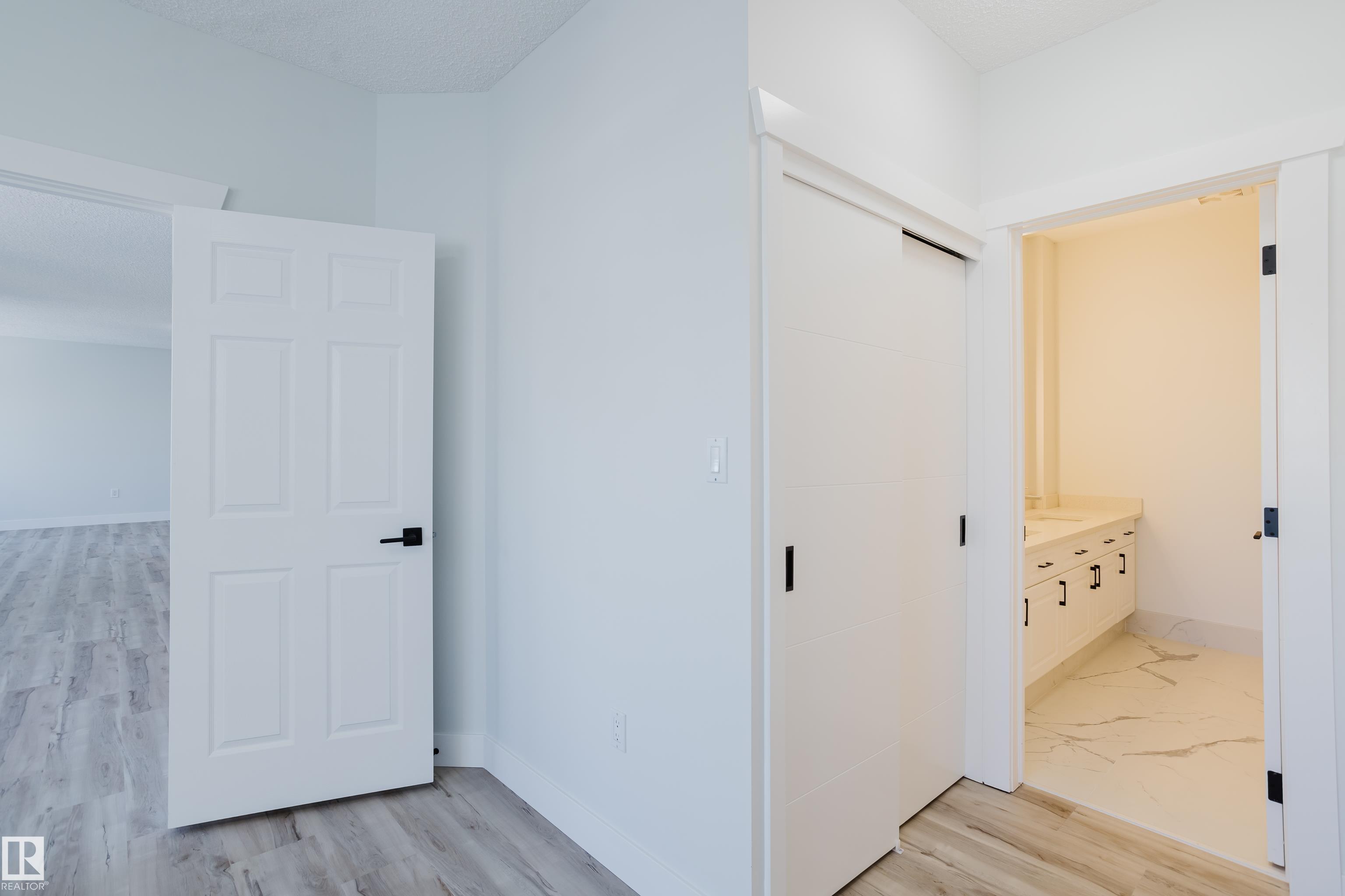 Photo 29 at 703 - 9919 105 Street NW, Downtown, Edmonton