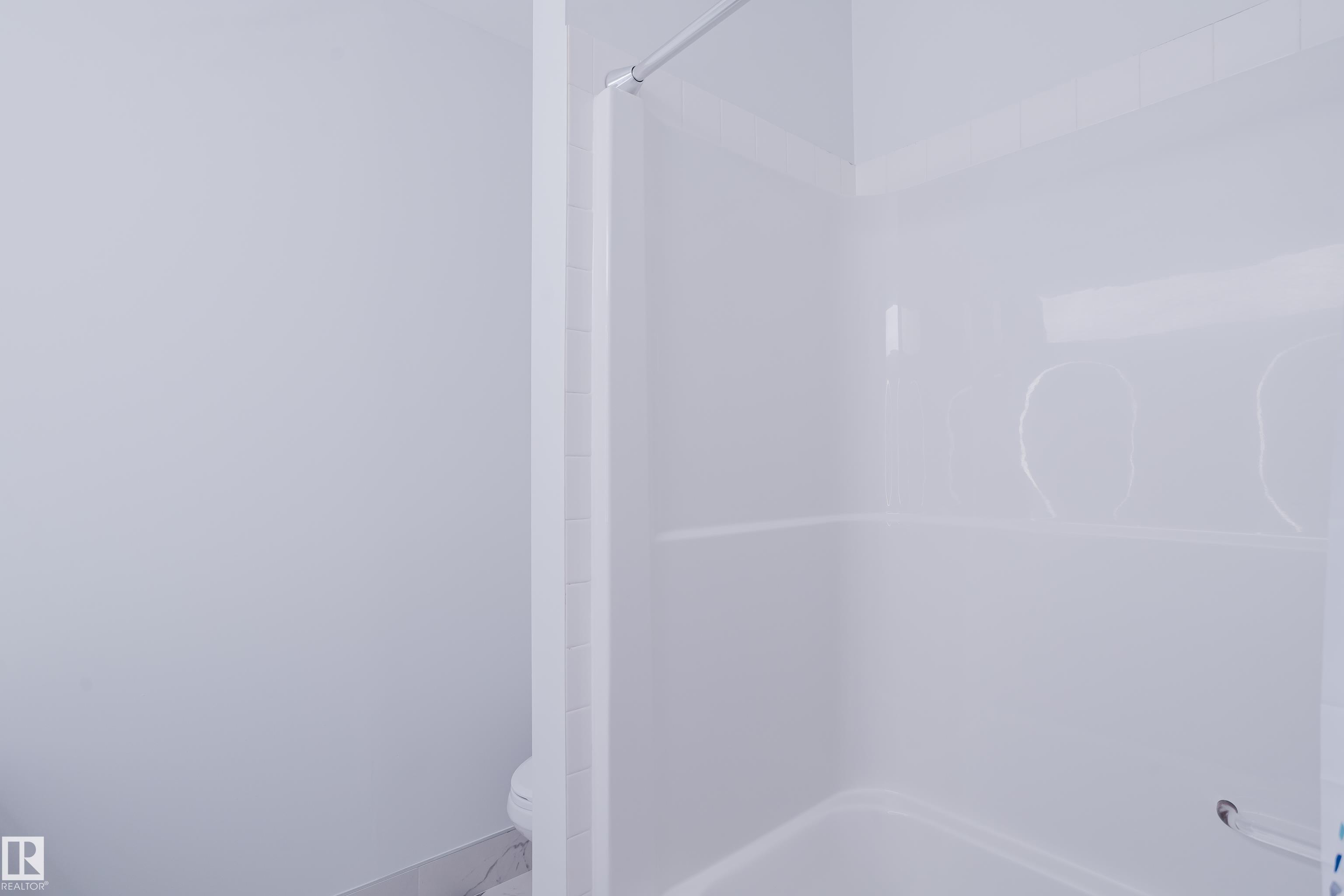 Photo 31 at 703 - 9919 105 Street NW, Downtown, Edmonton