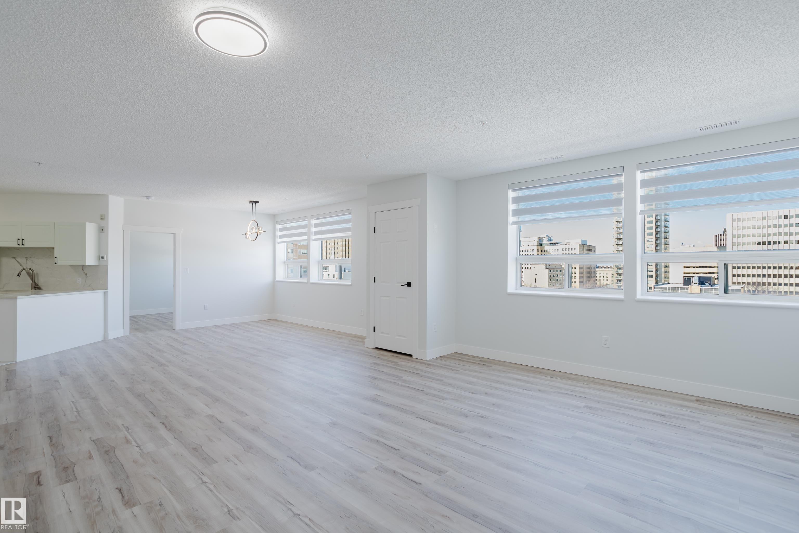 Photo 37 at 703 - 9919 105 Street NW, Downtown, Edmonton