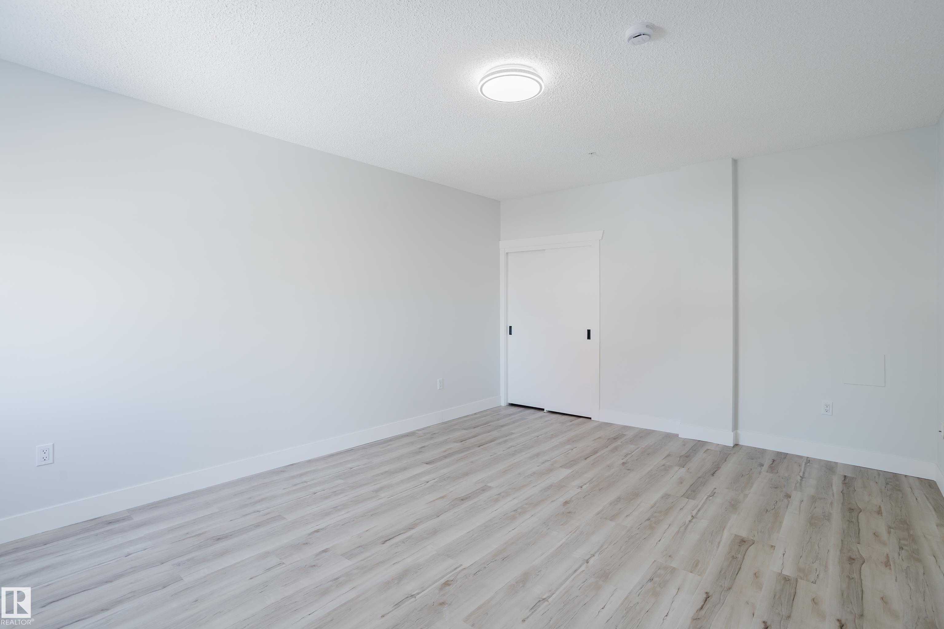 Photo 41 at 703 - 9919 105 Street NW, Downtown, Edmonton