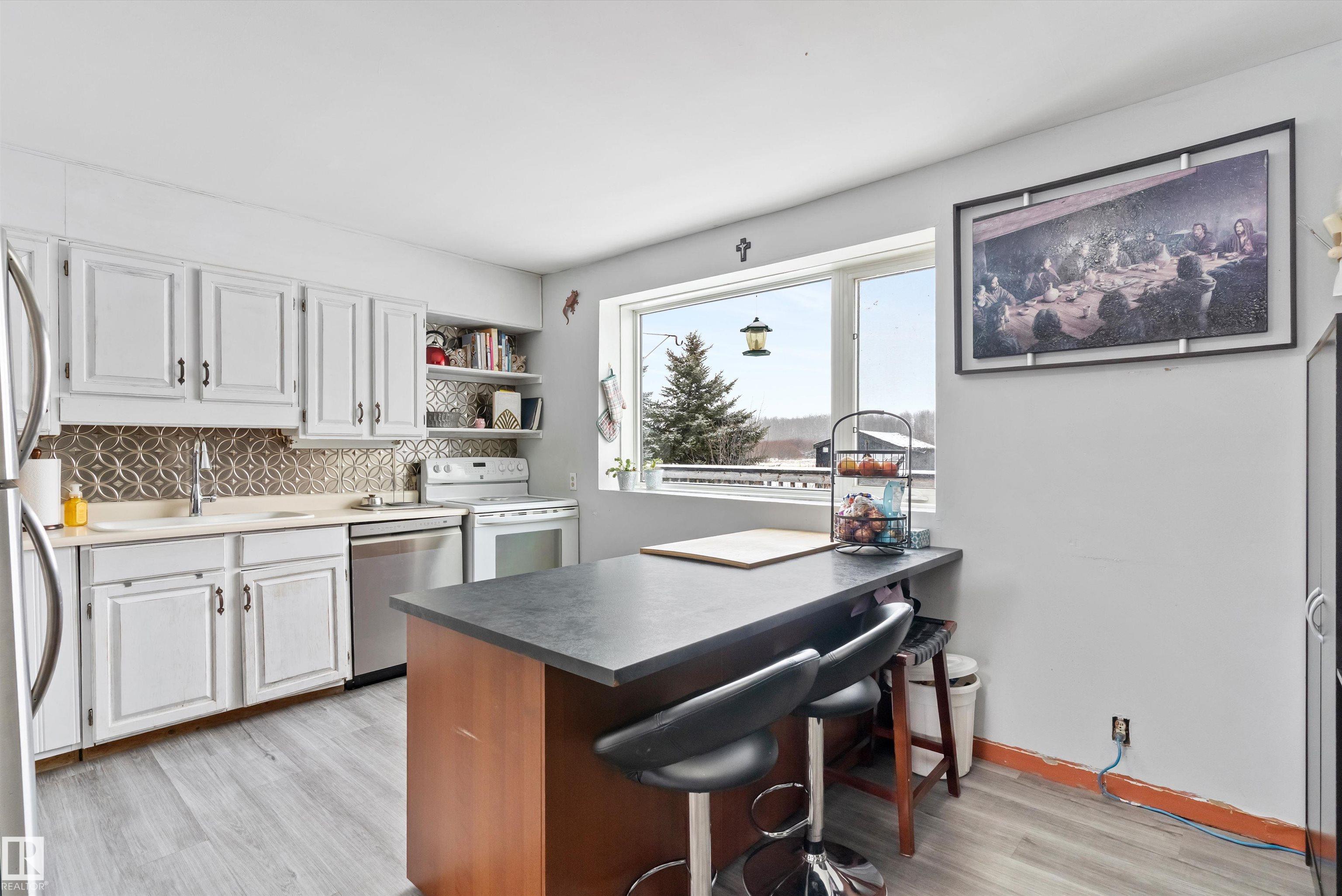 Photo 7 at 22130 Twp Road 514, None, Rural Strathcona County