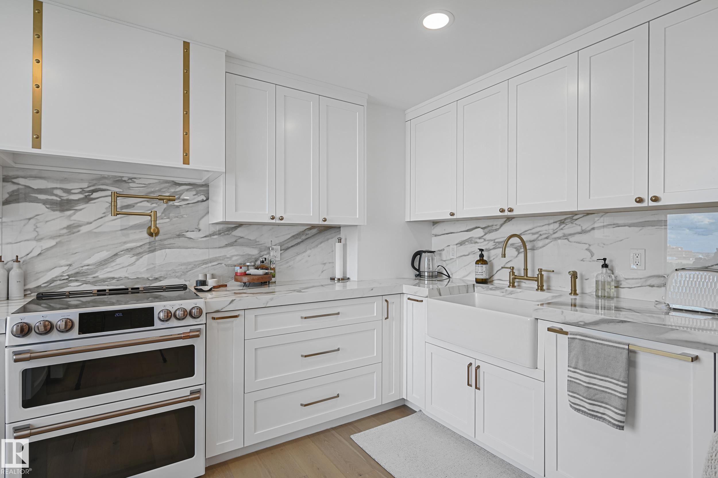 Photo 17 at 701 - 11503 100 Avenue NW, Wîhkwêntôwin, Edmonton