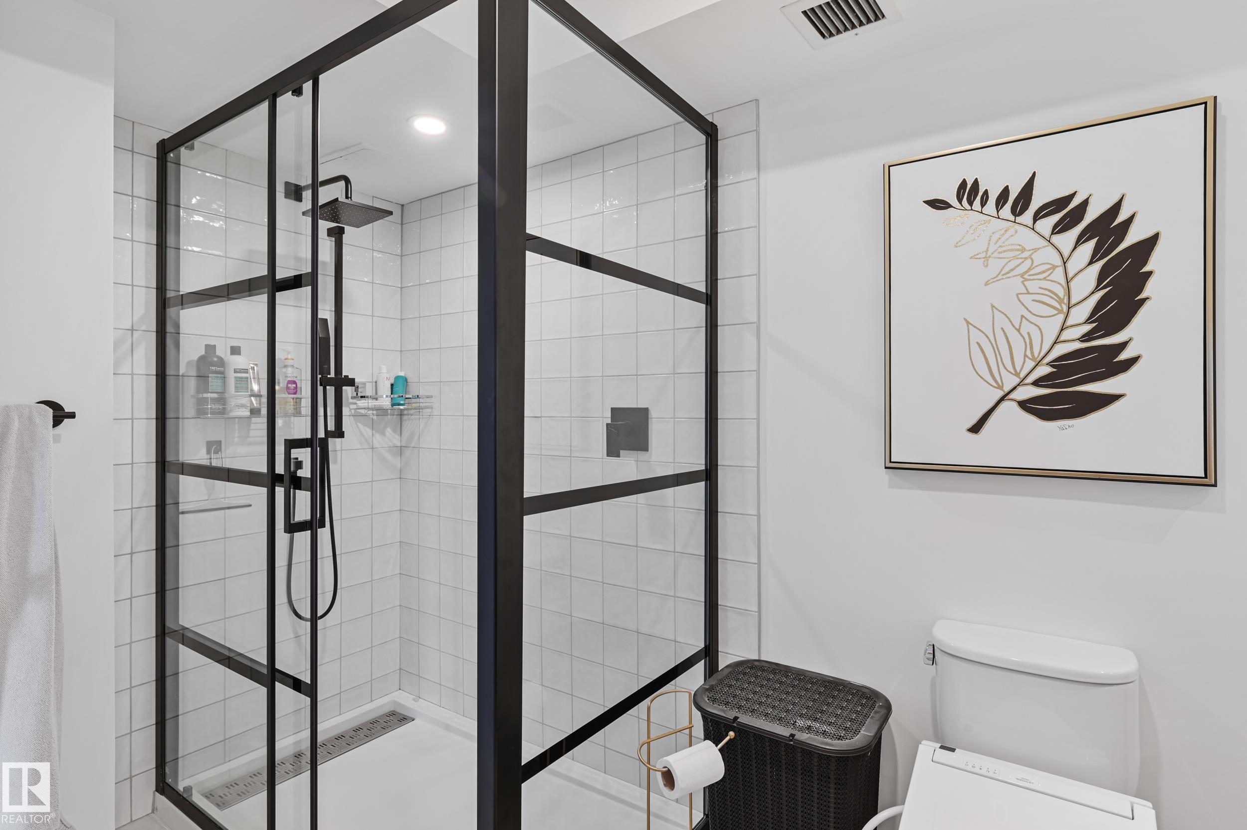 Photo 33 at 701 - 11503 100 Avenue NW, Wîhkwêntôwin, Edmonton