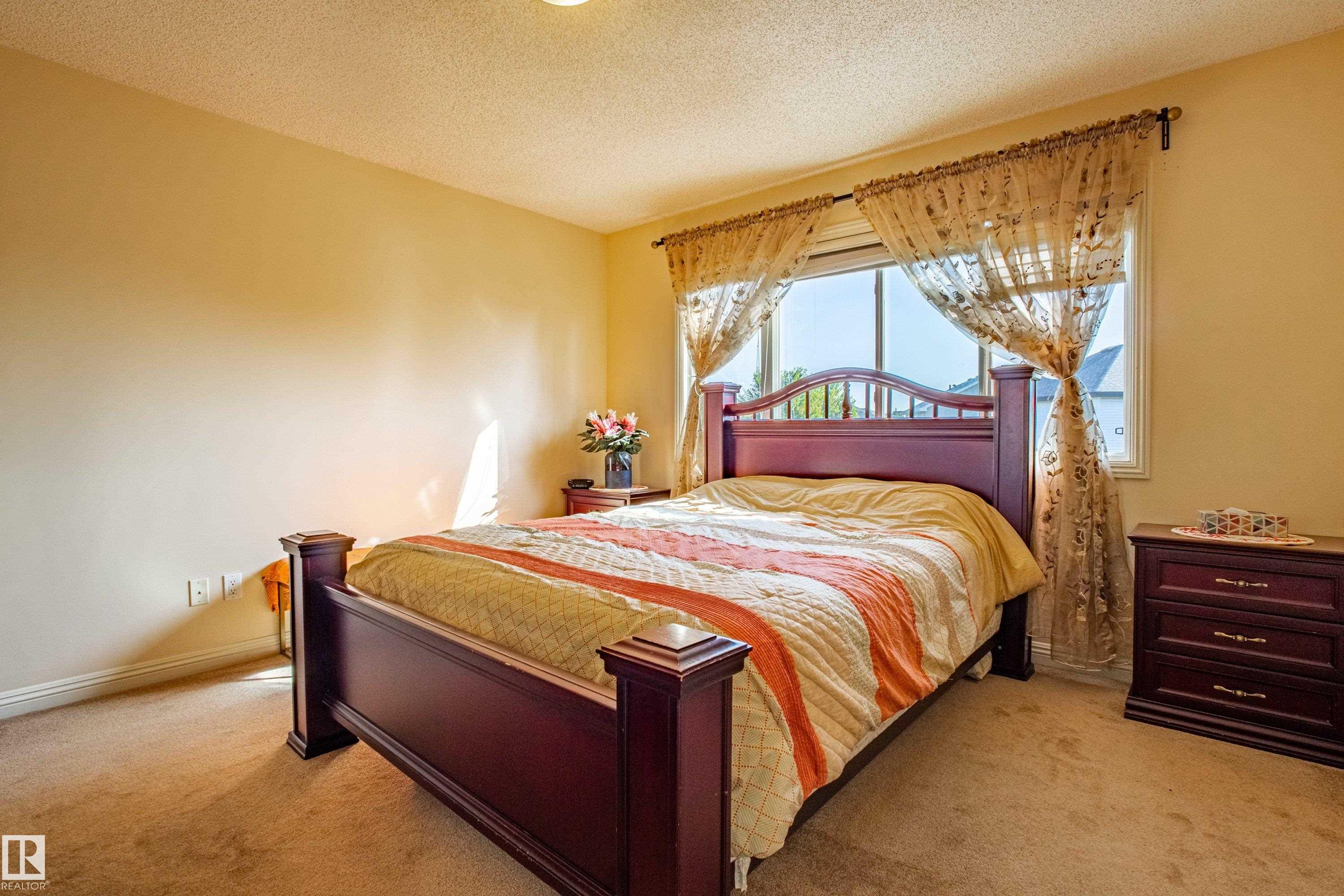 Photo 15 at 1119 114 Street SW, Rutherford, Edmonton