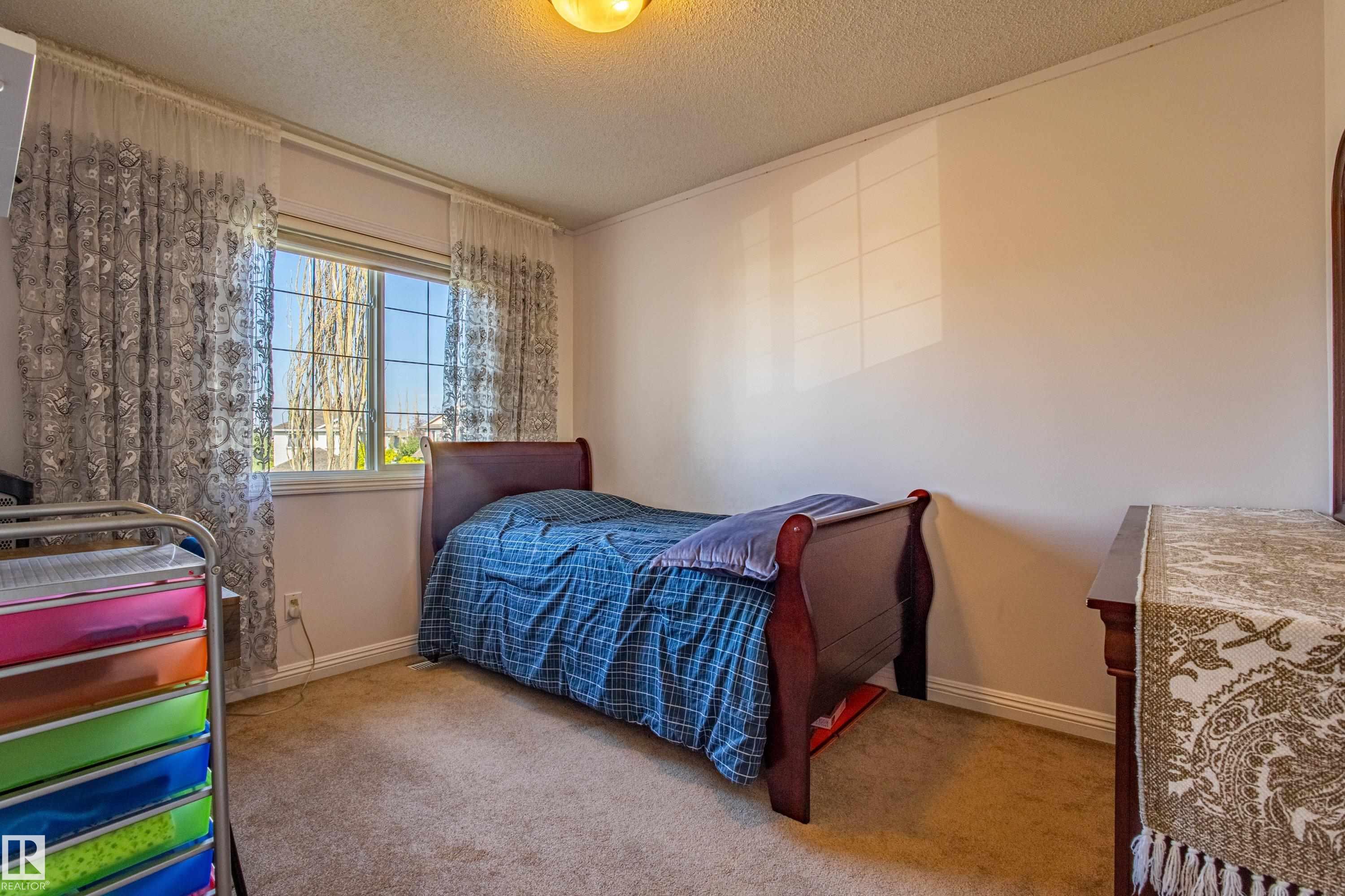 Photo 24 at 1119 114 Street SW, Rutherford, Edmonton