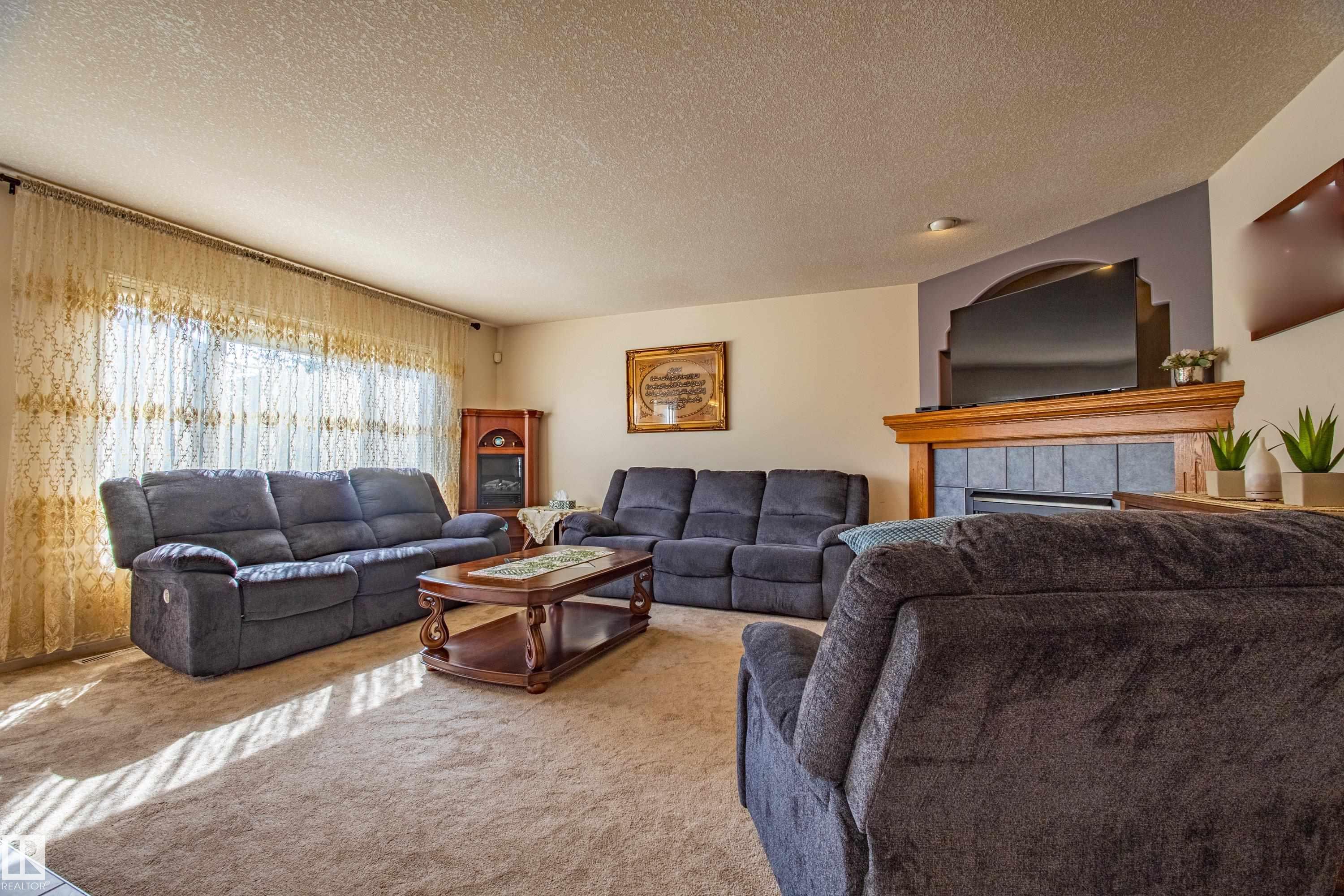 1119 114 Street SW, Rutherford, Edmonton