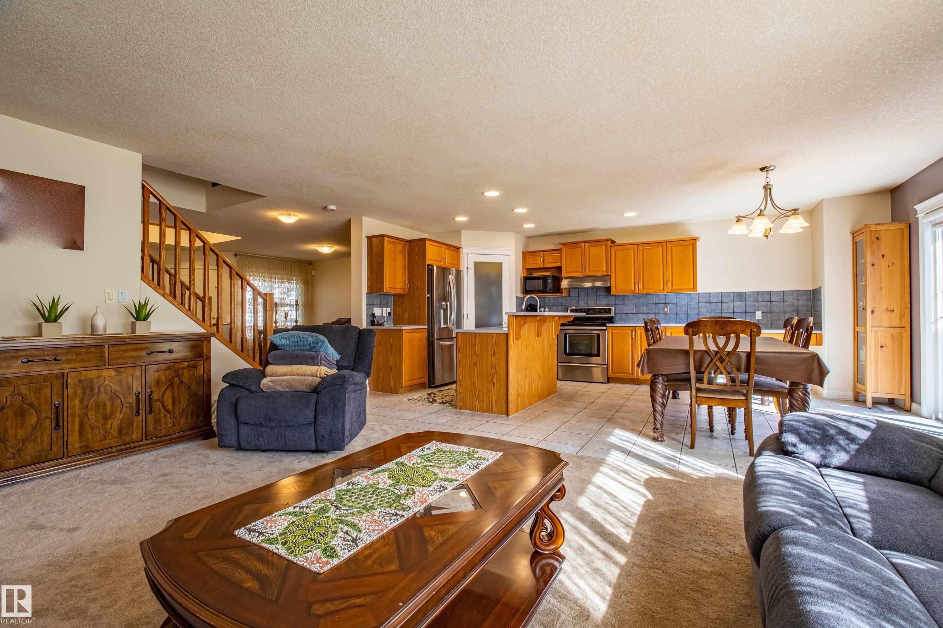 Photo 6 at 1119 114 Street SW, Rutherford, Edmonton