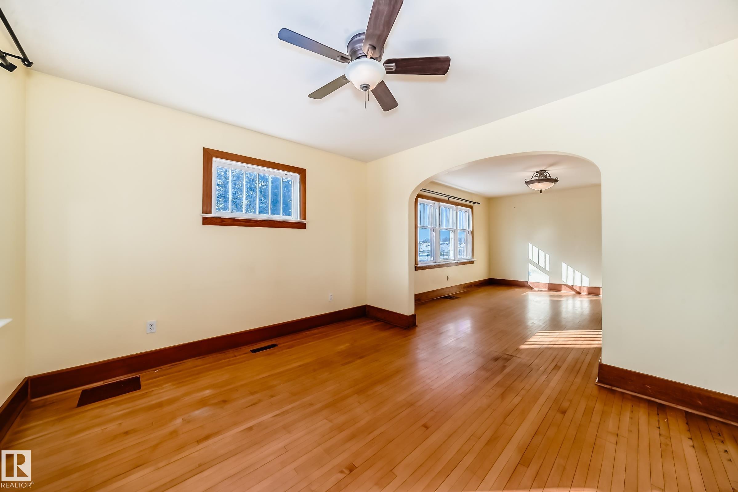 Photo 13 at 449 Jennifer Heil Way, None, Spruce Grove