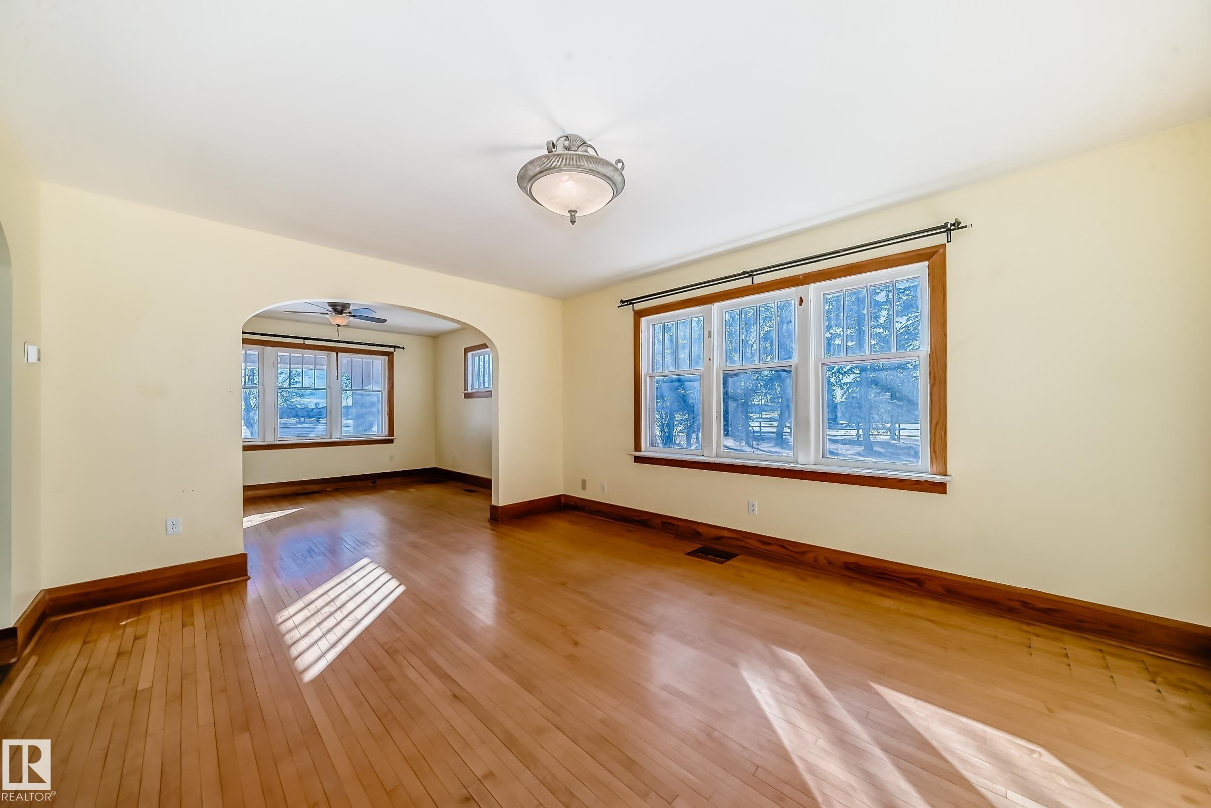 Photo 16 at 449 Jennifer Heil Way, None, Spruce Grove