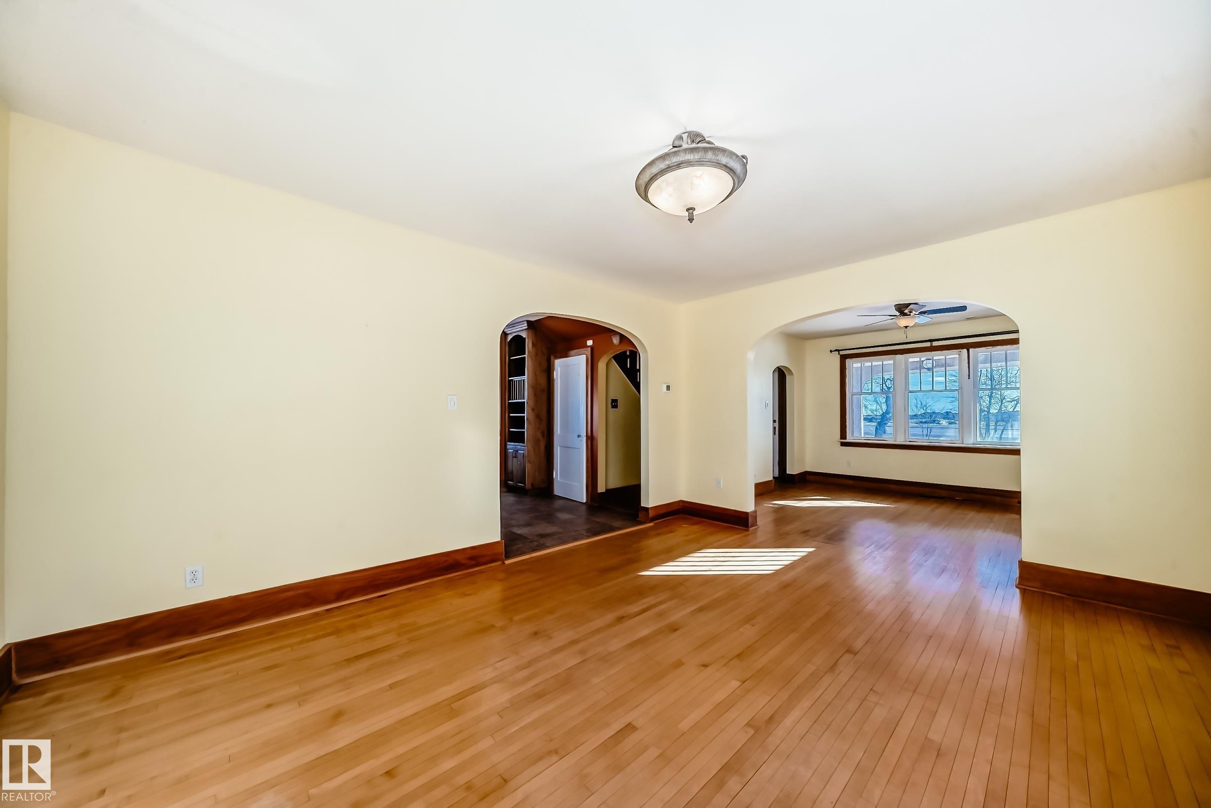 Photo 17 at 449 Jennifer Heil Way, None, Spruce Grove