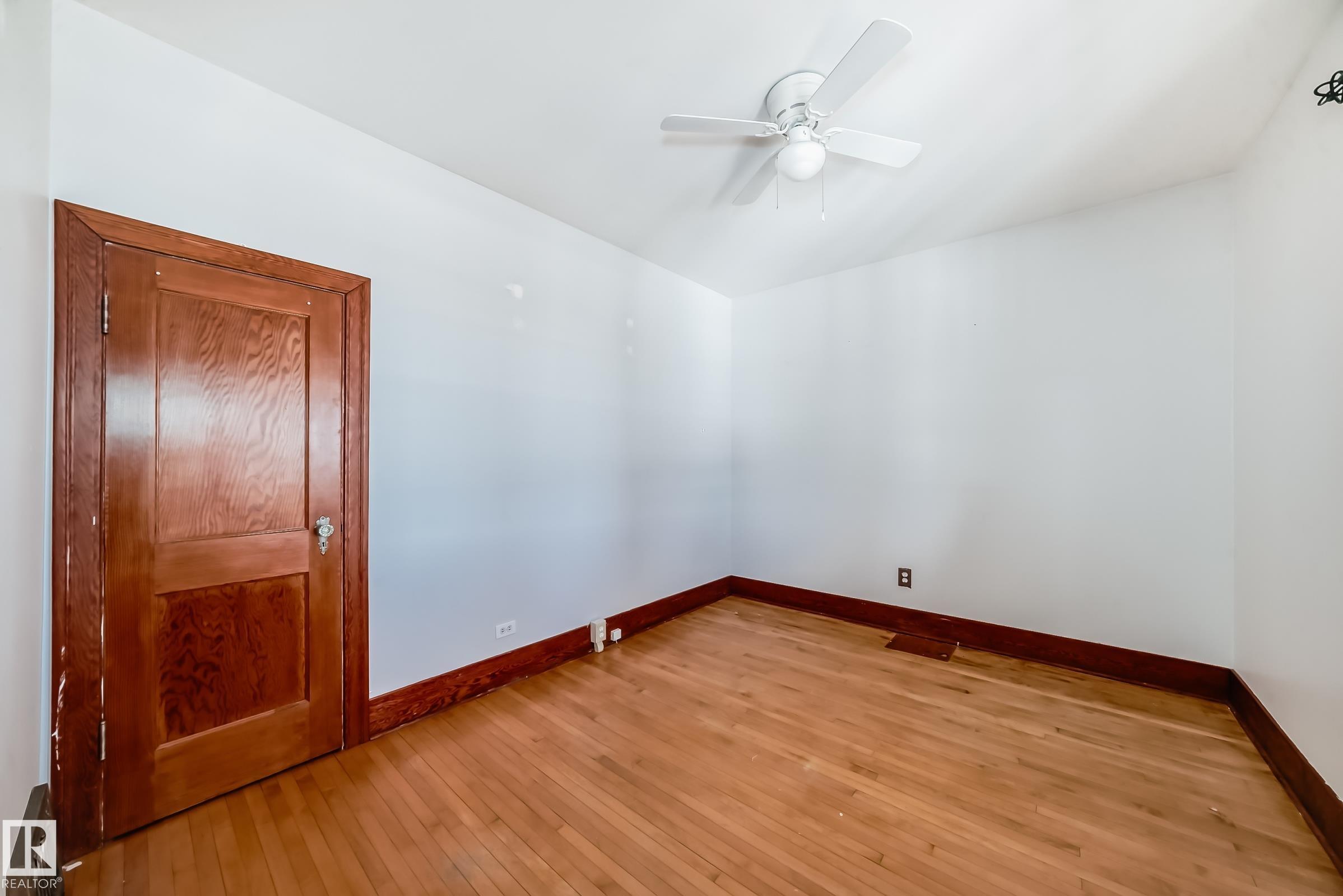 Photo 19 at 449 Jennifer Heil Way, None, Spruce Grove