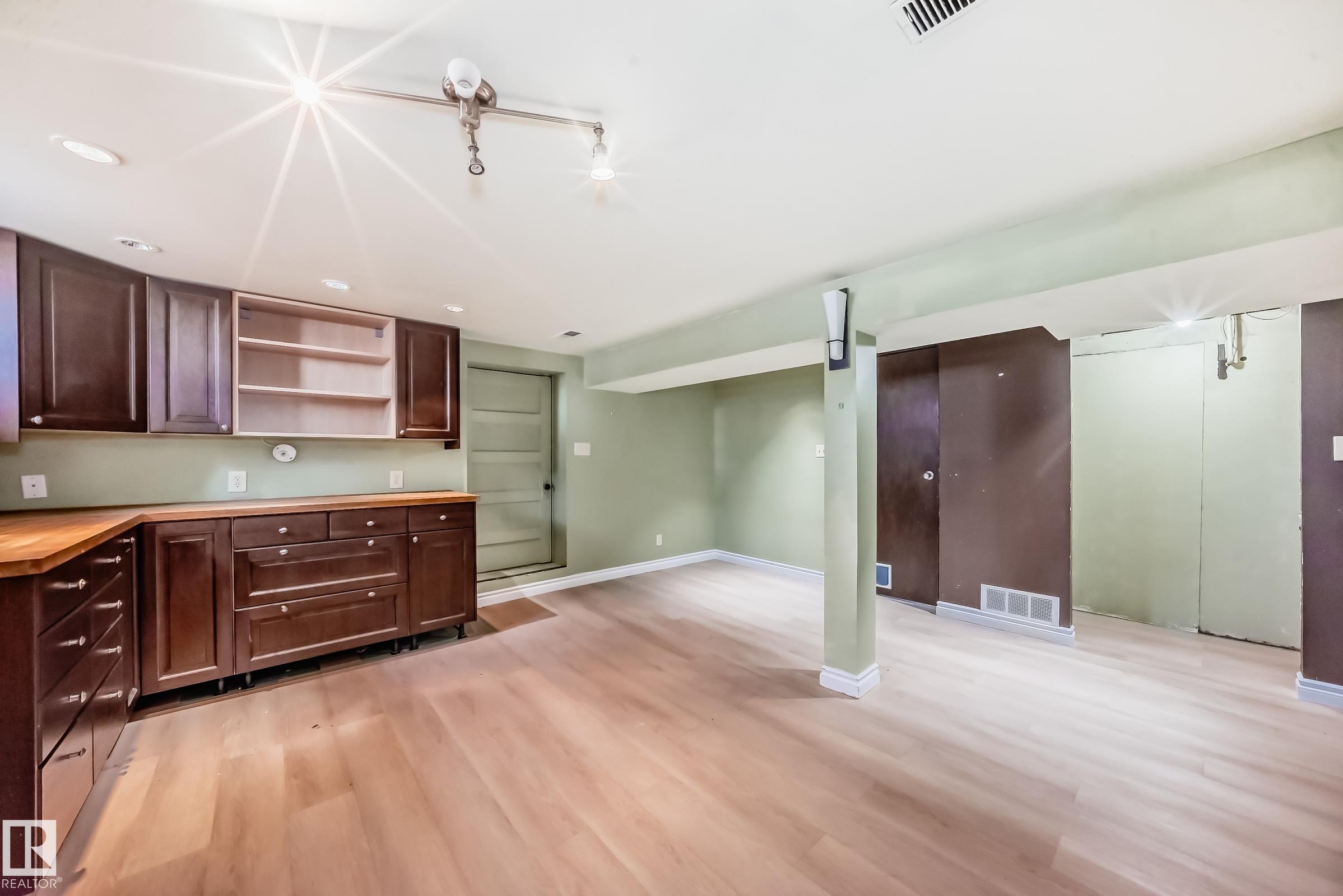 Photo 41 at 449 Jennifer Heil Way, None, Spruce Grove