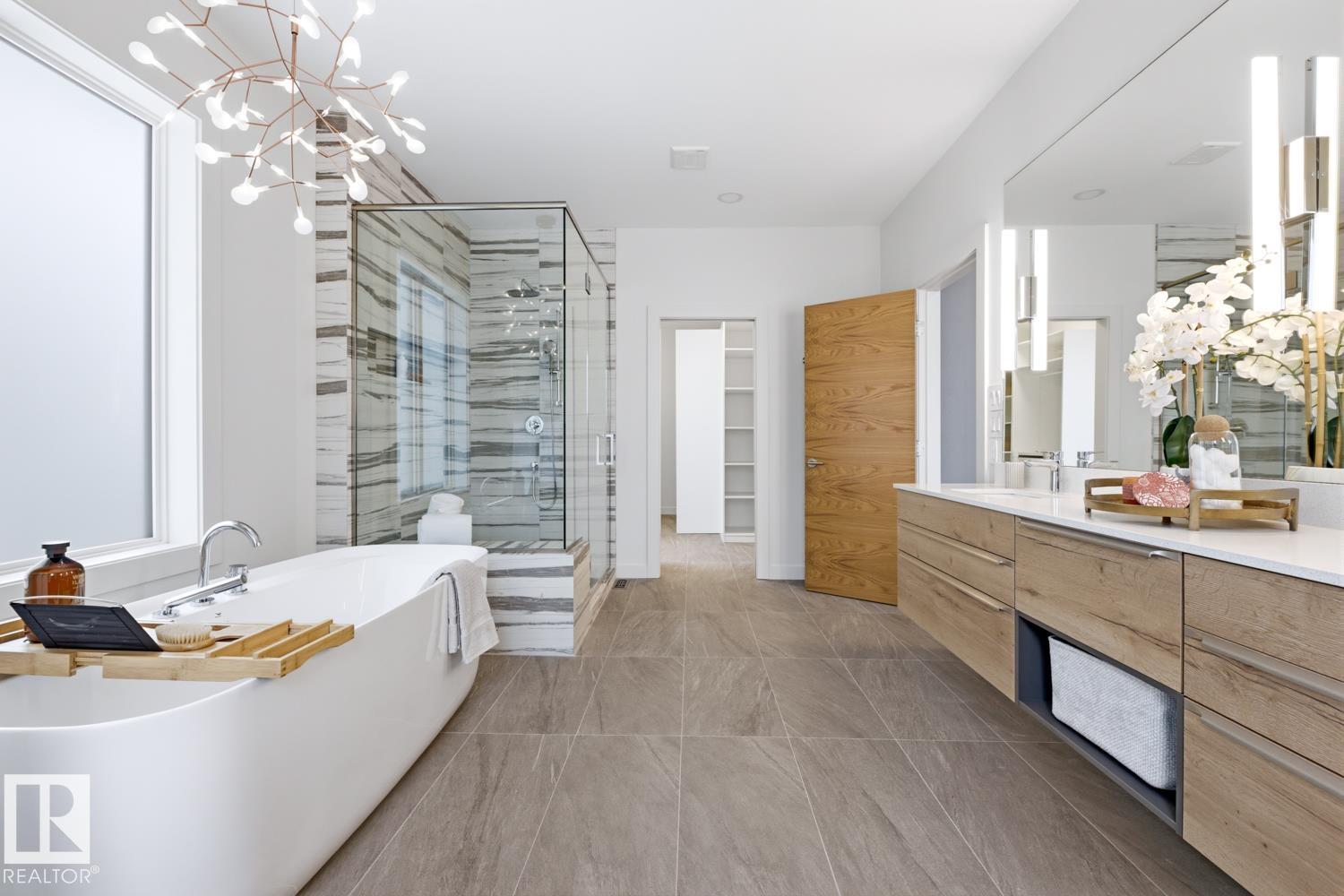 Photo 39 at 6619 123 Street NW, Grandview Heights, Edmonton