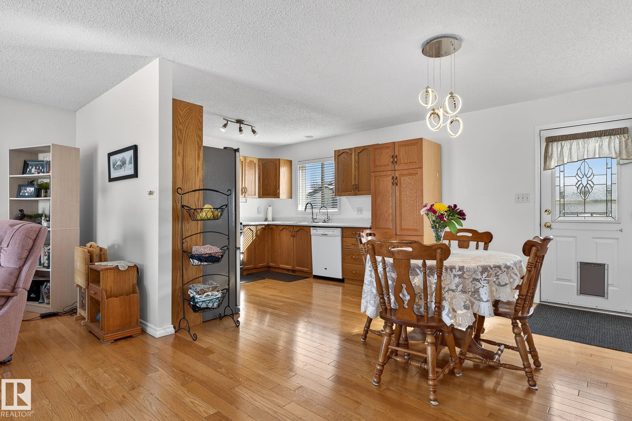 Photo 10 at 22 Riverpointe, River Pointe, Fort Saskatchewan