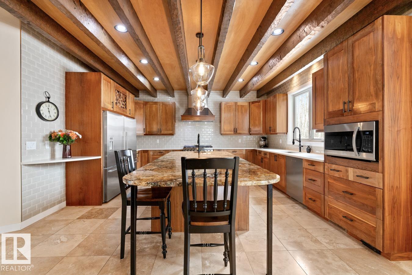 Photo 11 at 2 - 53221 Rge Road 223, Queensdale Place South, Rural Strathcona County