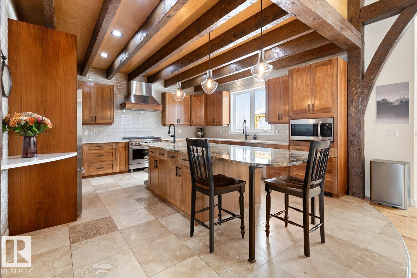 Photo 9 at 2 - 53221 Rge Road 223, Queensdale Place South, Rural Strathcona County