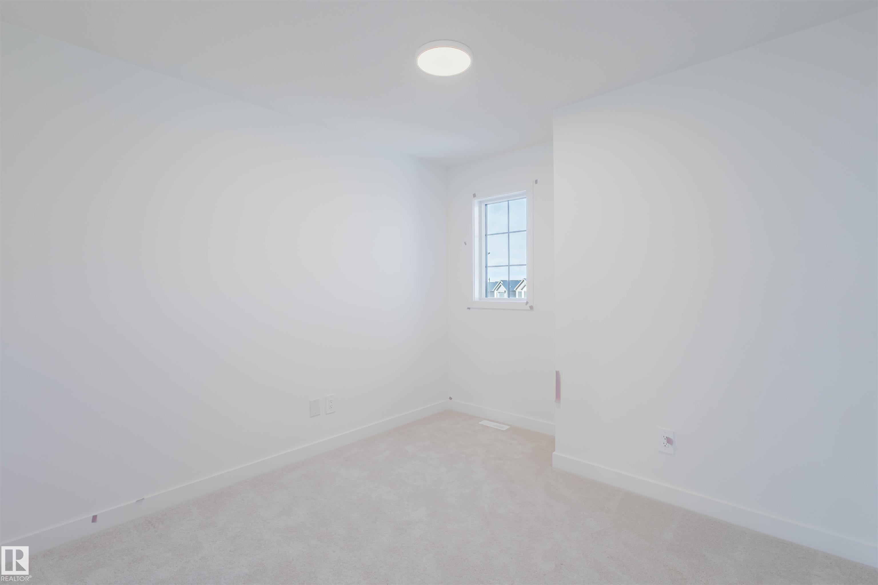 Photo 22 at 41 Chartres Close, Chérot, St. Albert