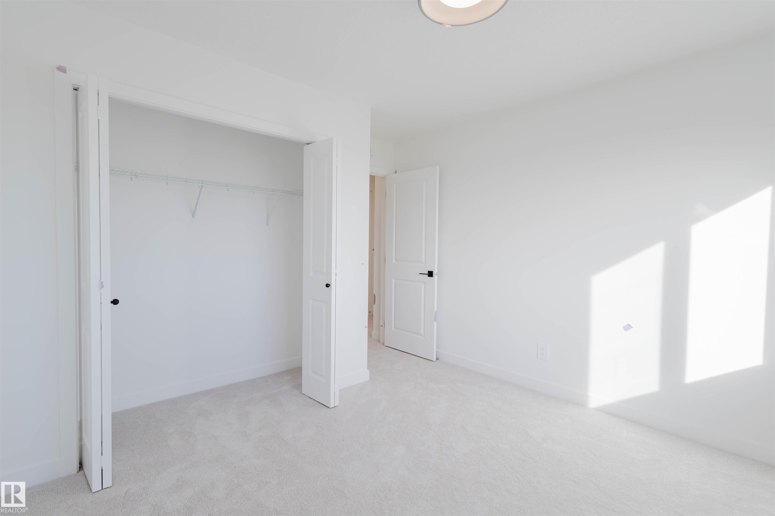 Photo 33 at 41 Chartres Close, Chérot, St. Albert