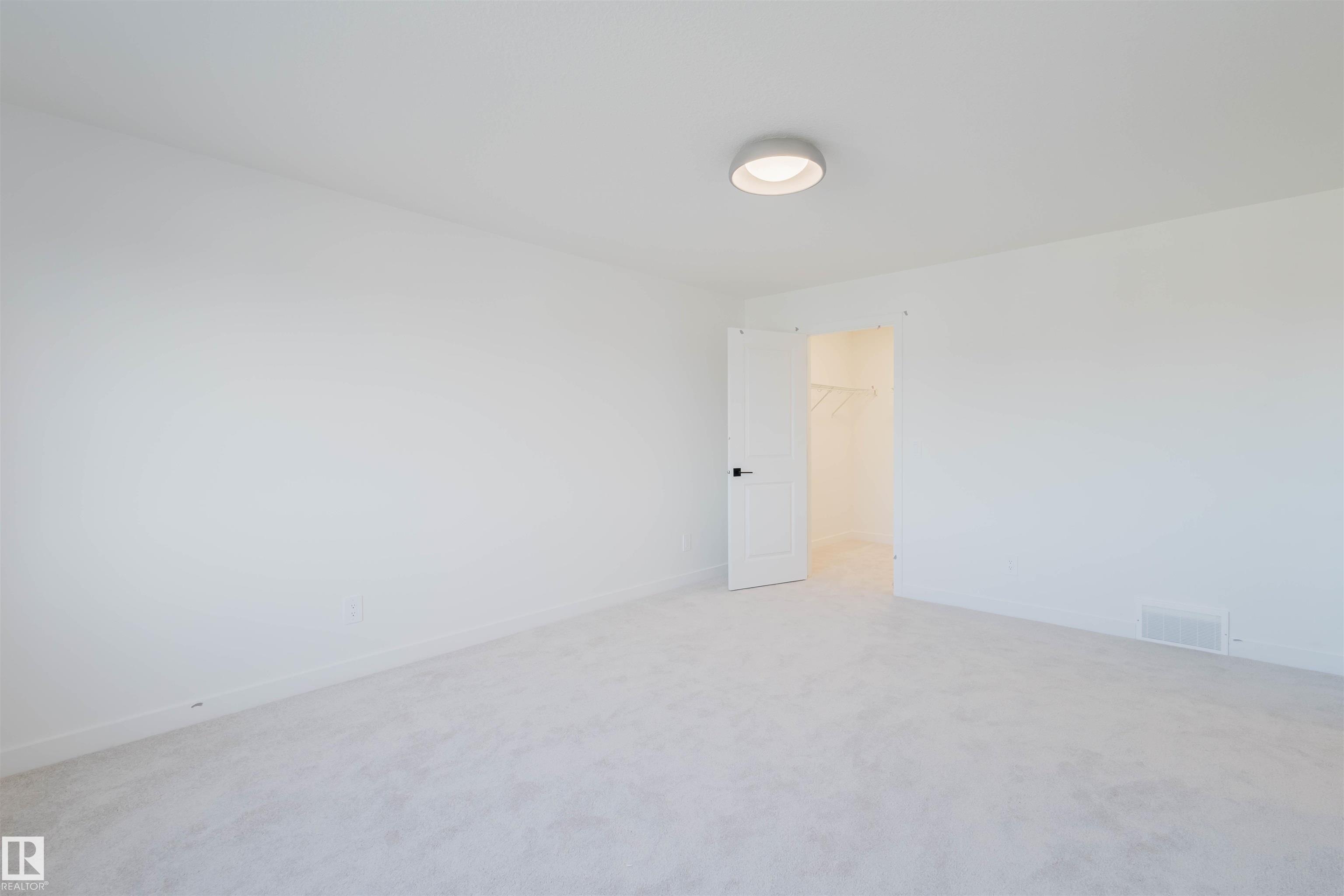 Photo 37 at 41 Chartres Close, Chérot, St. Albert