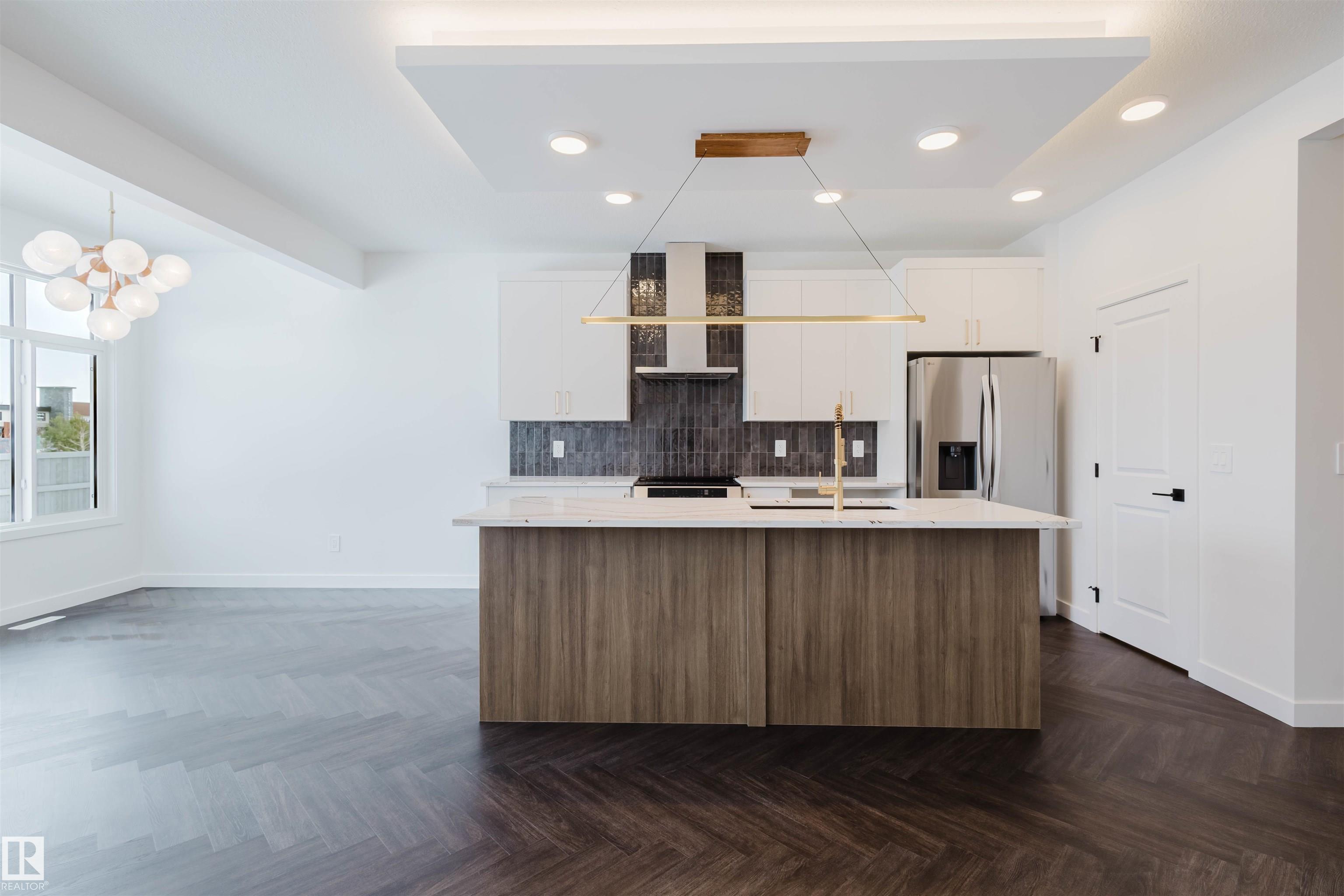 4116 208 Street NW, Edgemont, Edmonton