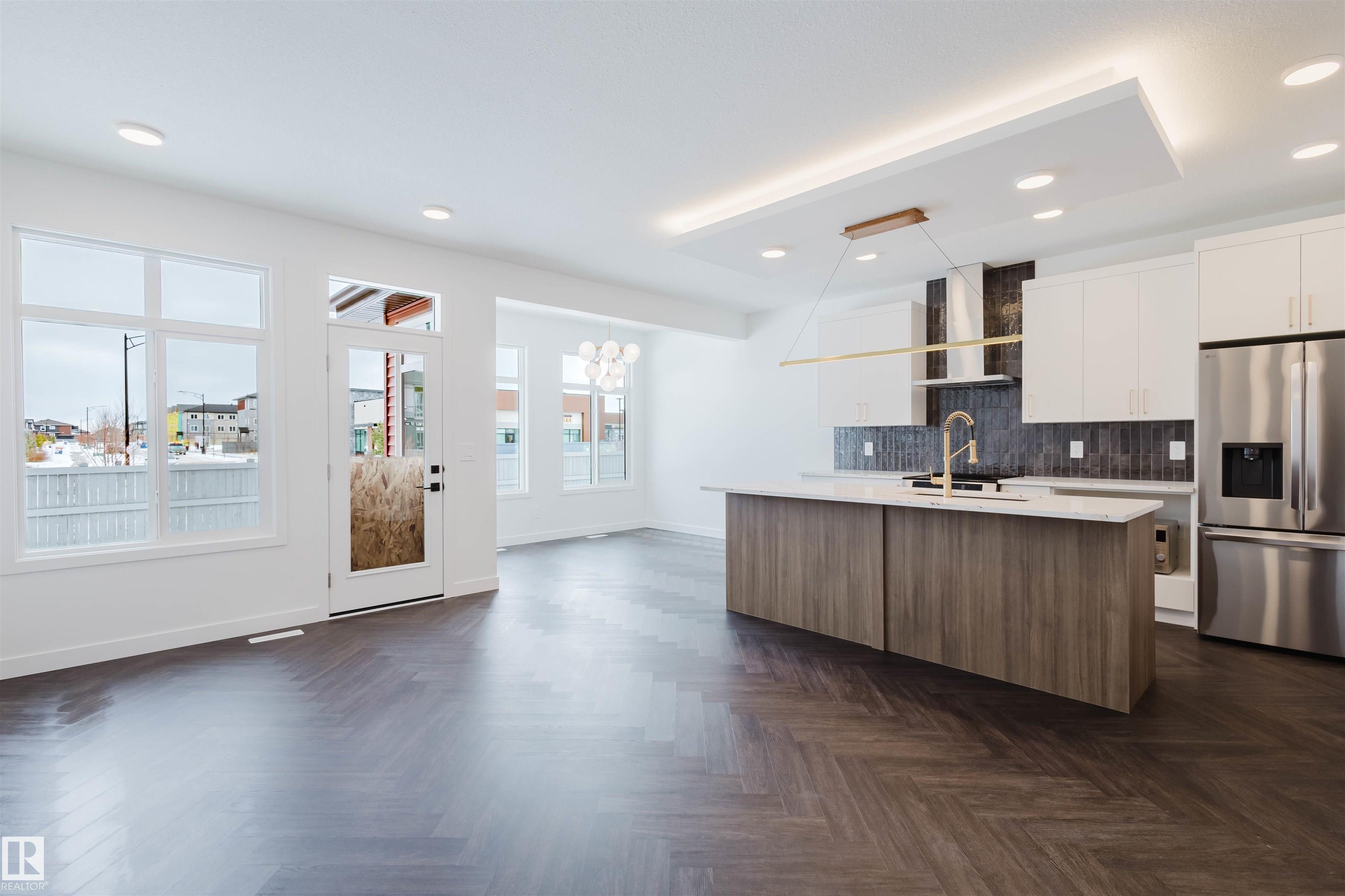 Photo 14 at 4116 208 Street NW, Edgemont, Edmonton