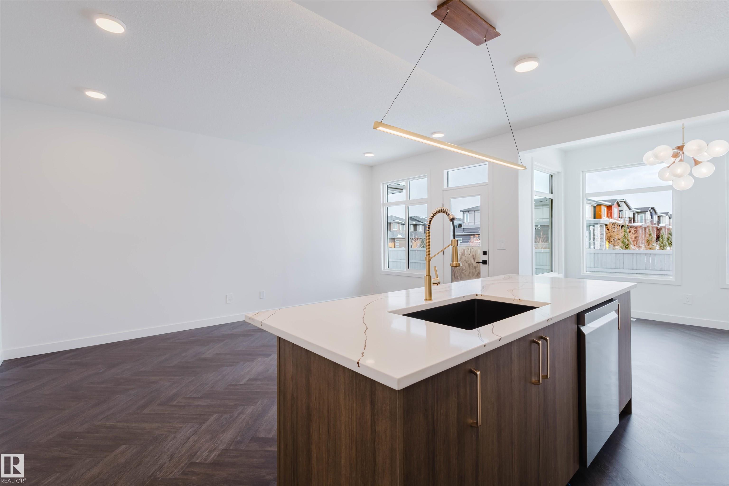 Photo 8 at 4116 208 Street NW, Edgemont, Edmonton