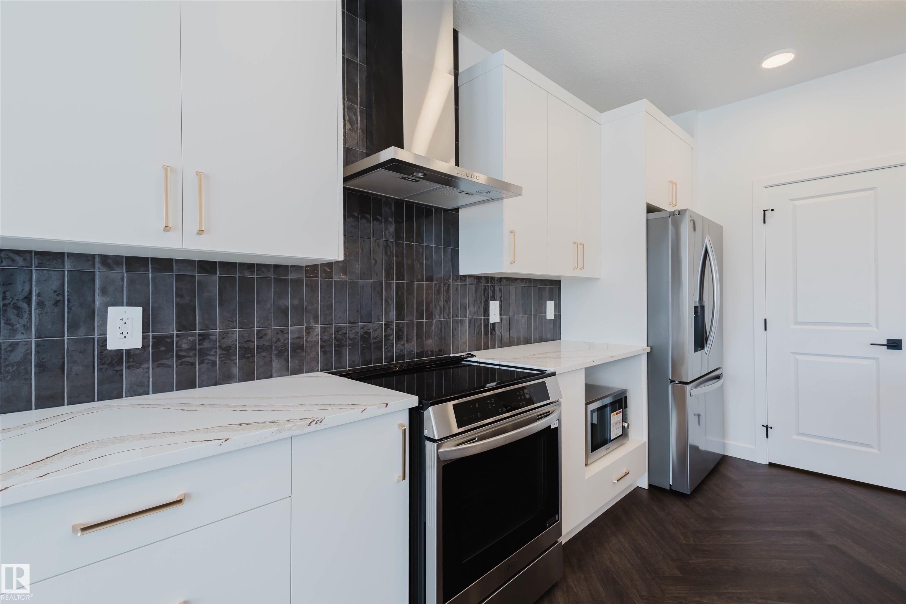 Photo 9 at 4116 208 Street NW, Edgemont, Edmonton