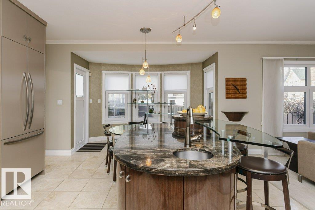 Photo 22 at 11 Wellington Crescent NW, Glenora, Edmonton