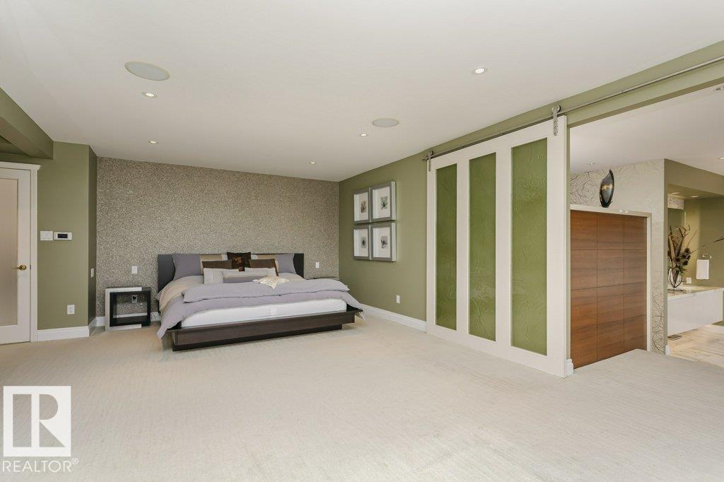 Photo 30 at 11 Wellington Crescent NW, Glenora, Edmonton