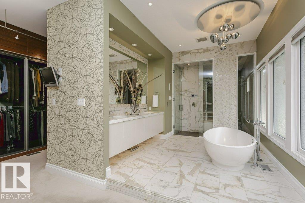 Photo 33 at 11 Wellington Crescent NW, Glenora, Edmonton