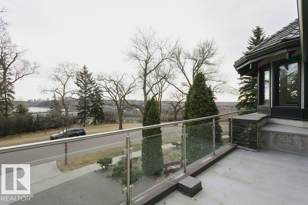 Photo 41 at 11 Wellington Crescent NW, Glenora, Edmonton